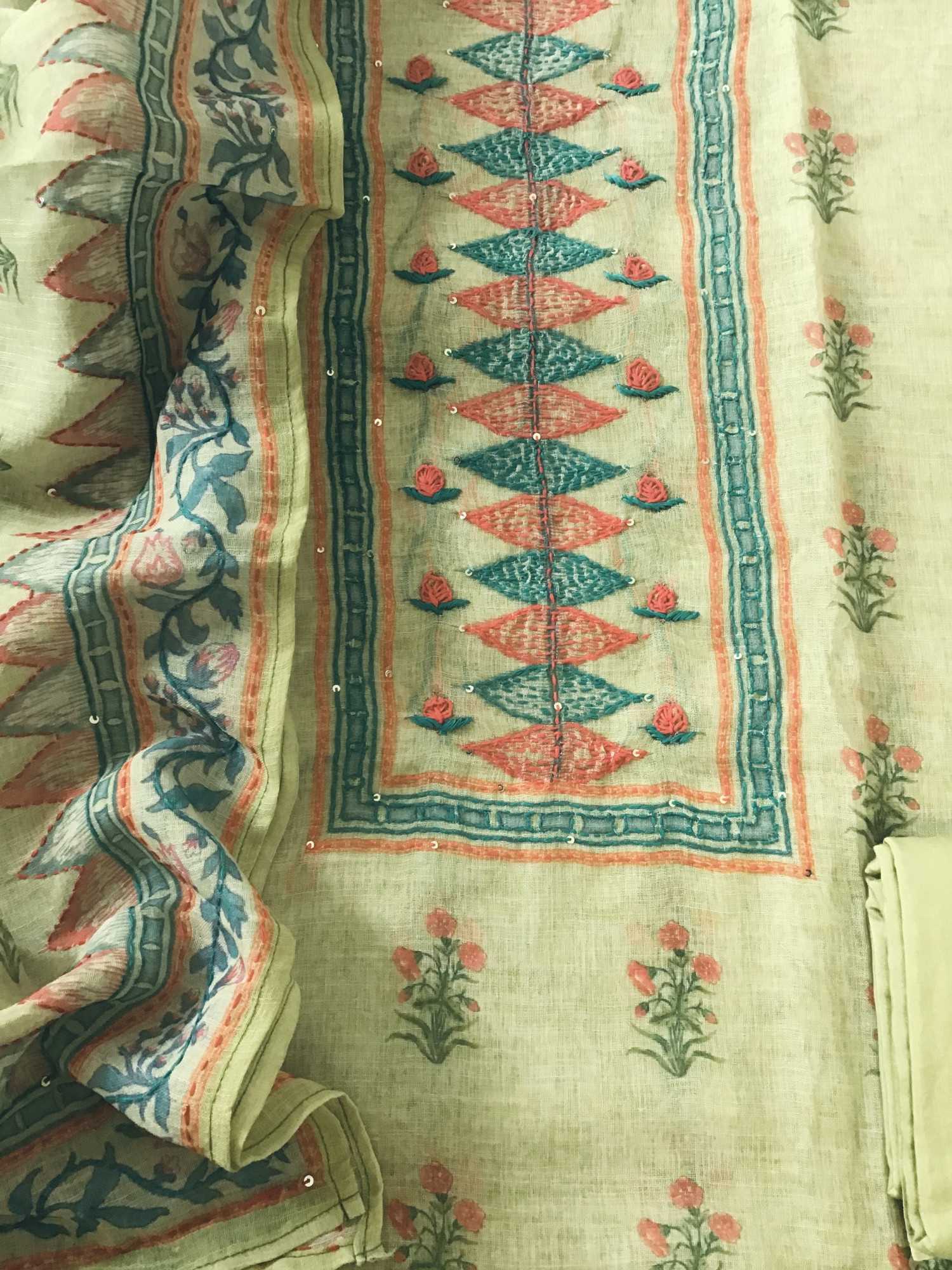 Soft Semi Linen Jute Cotton Printed Embroidered Suit - Green