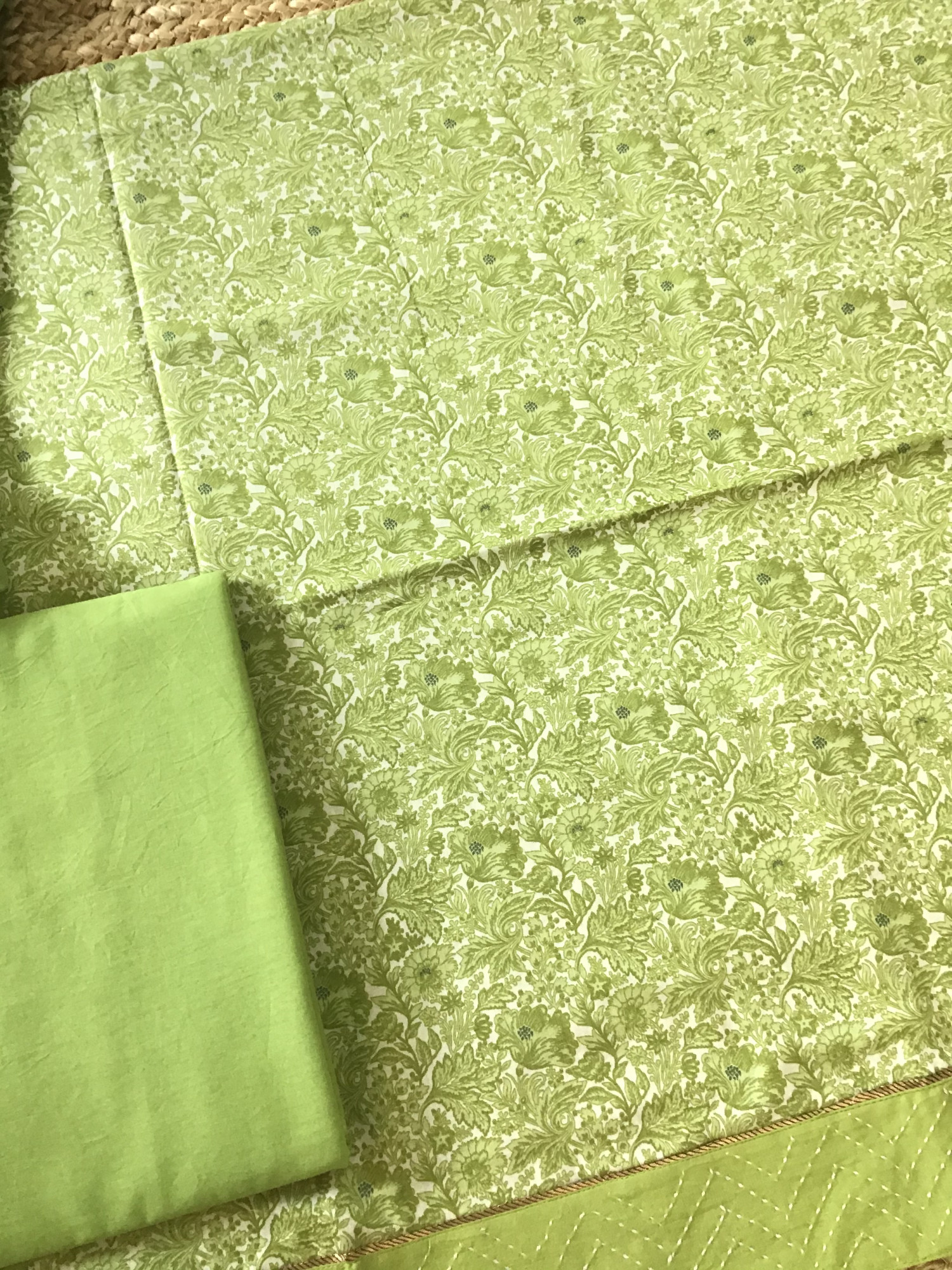 Soft Muslin Printed Suit - Green