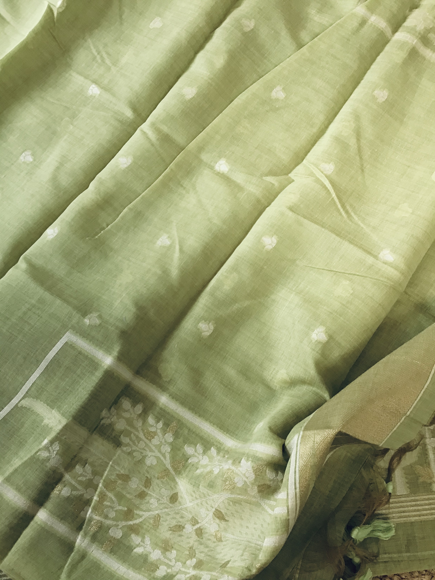 Soft Slub Chanderi Jamdani Weaved Embroidered Suit - Green