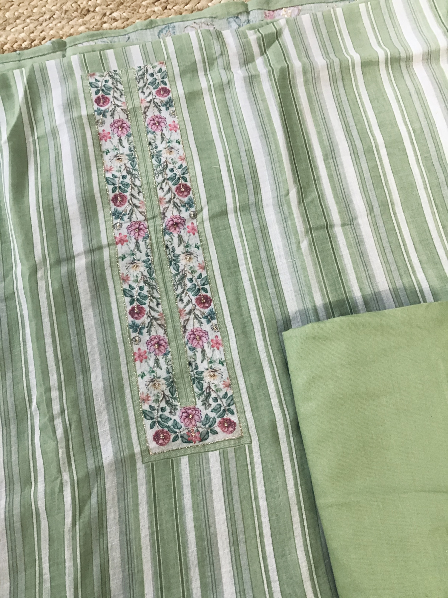 Soft Semi Linen Jute Cotton Printed Embroidered Suit - Green
