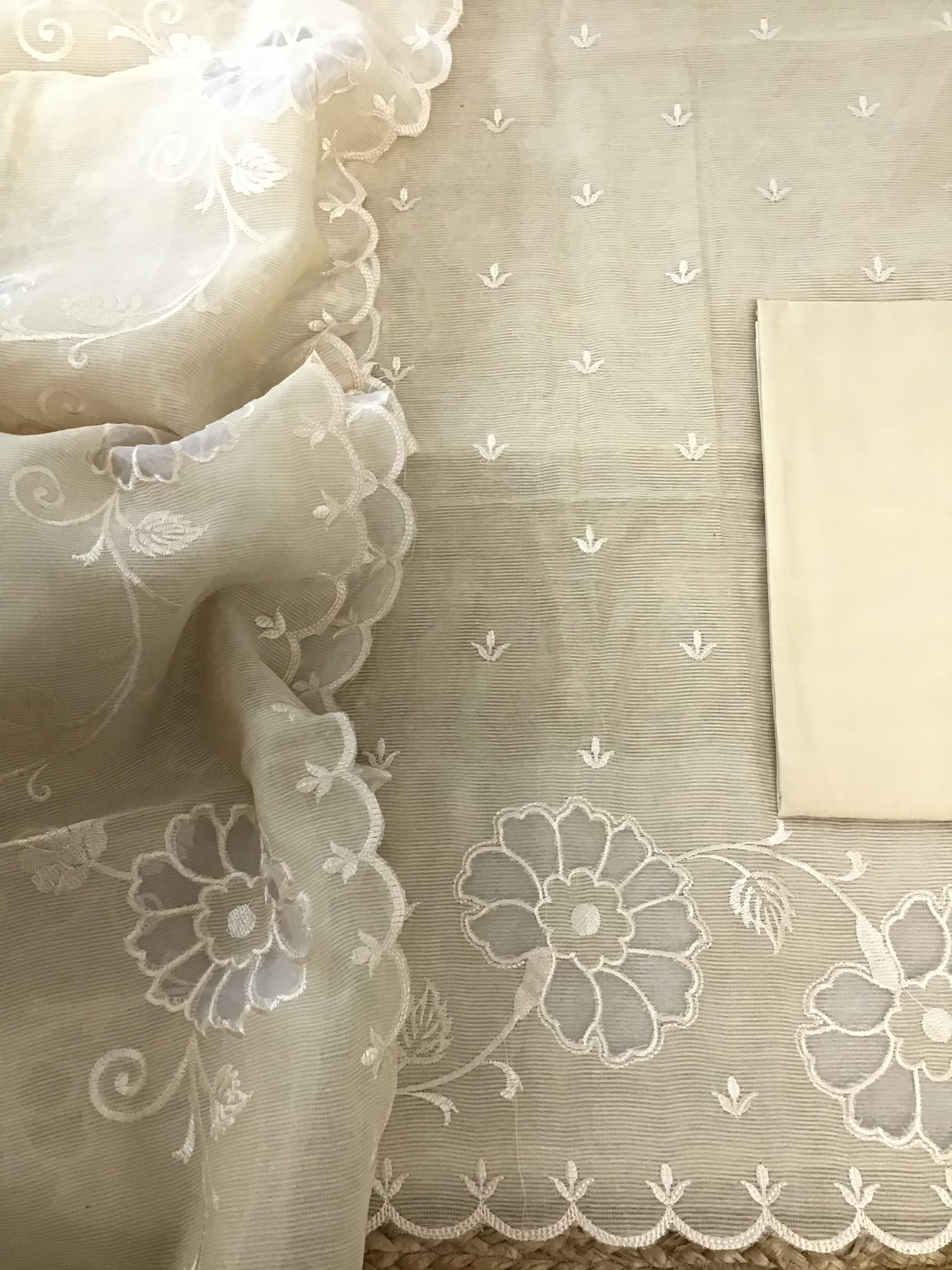 Soft Supernet Embroidered Suit - Beige