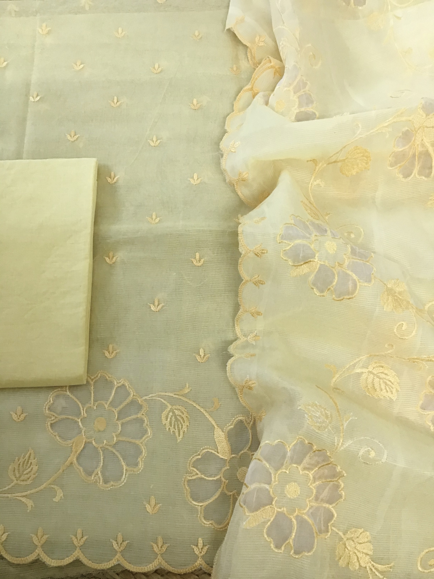 Soft Supernet Embroidered Suit - Yellow