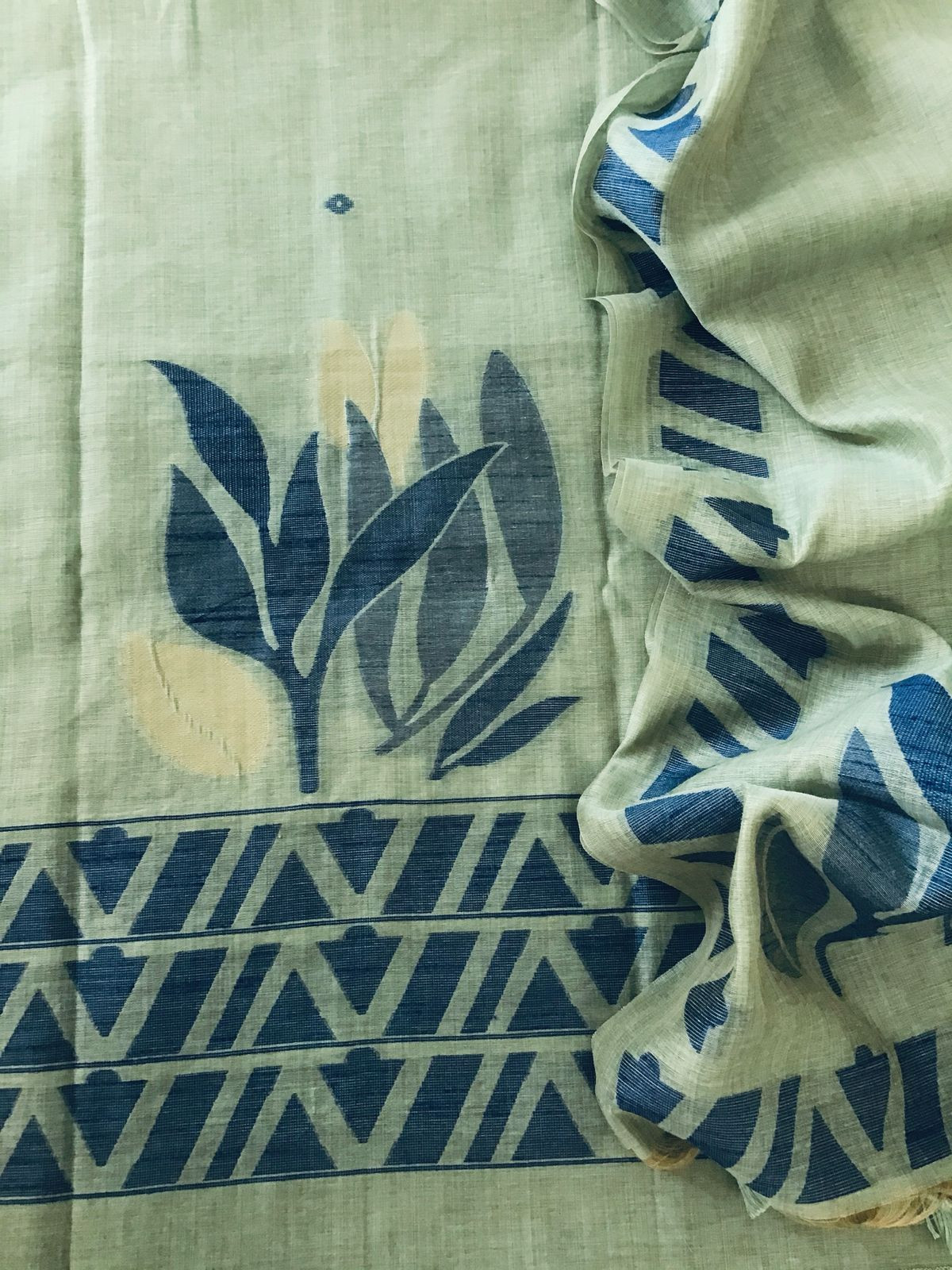 Soft Fine Slub Chanderi Jamdani Weaved Embroidered Suit - Green