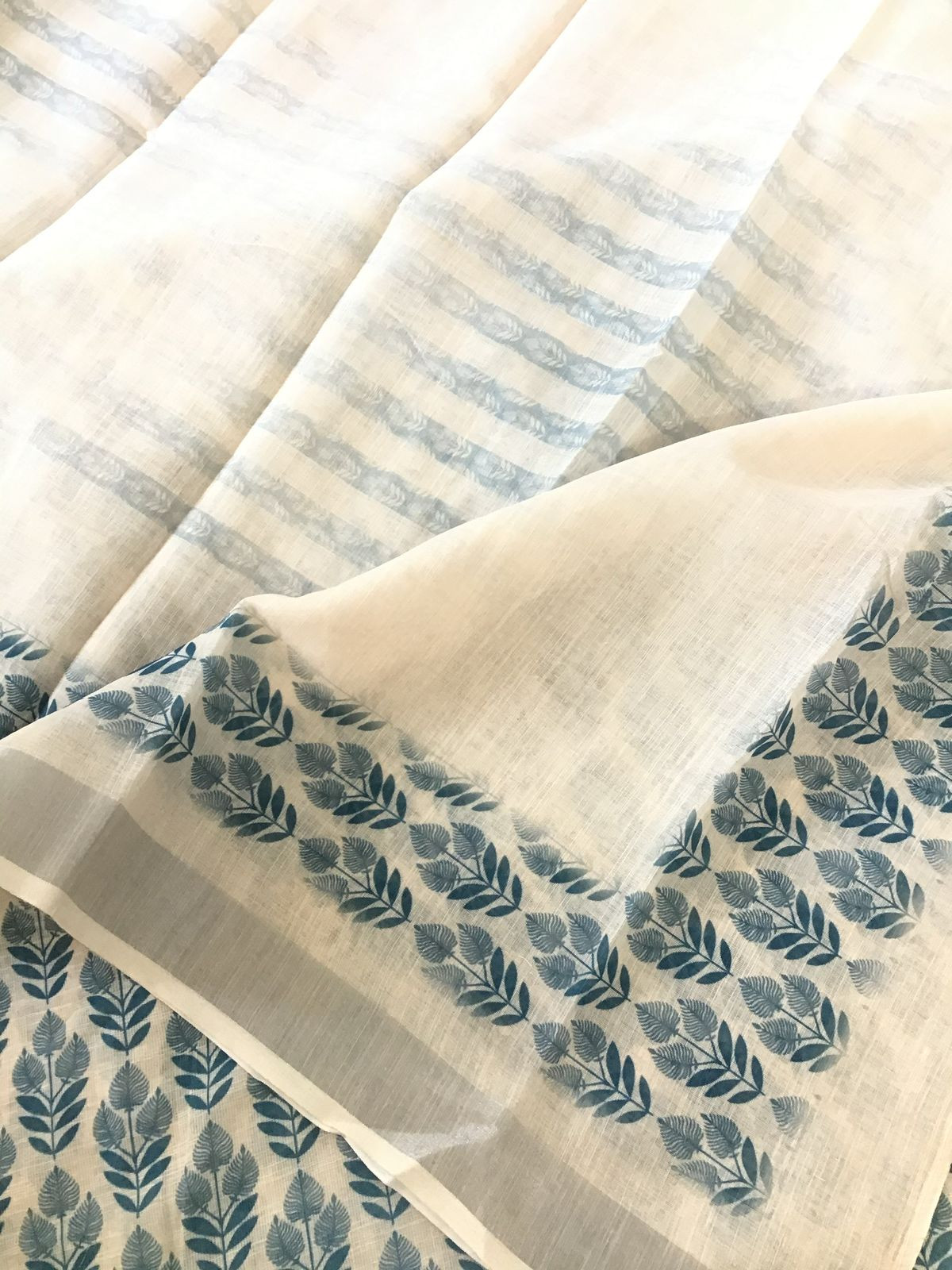 Soft Linen Jute Cotton Printed Embroidered Suit - Cream