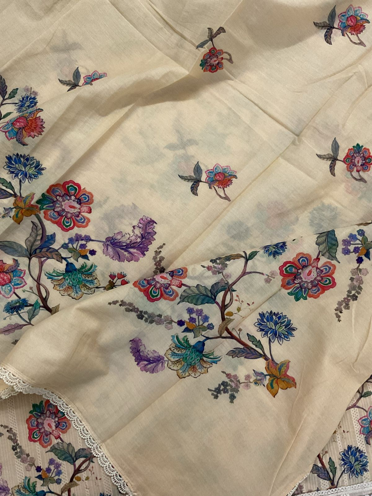 Pure Fine Mul Cotton Self Weaved Printer Suit - Cream