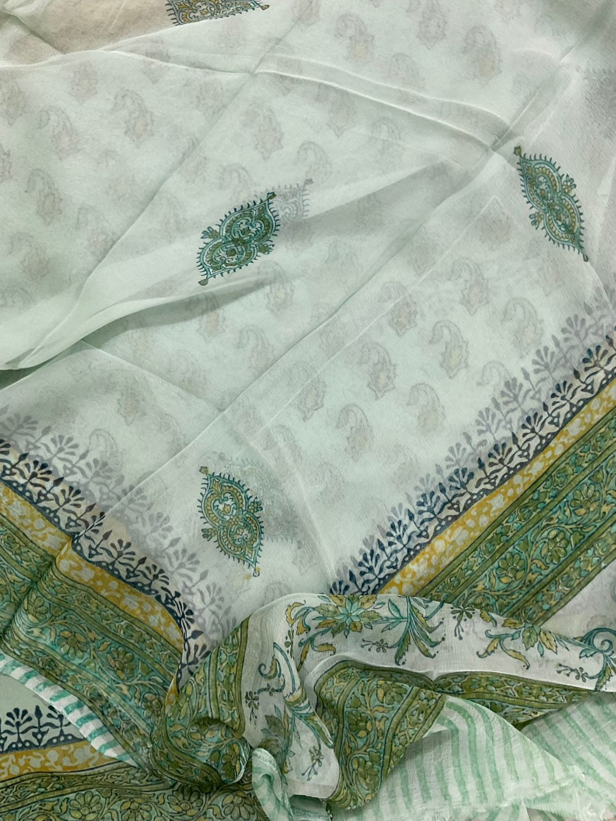 Soft Fine Georgette Printed Suit - Green