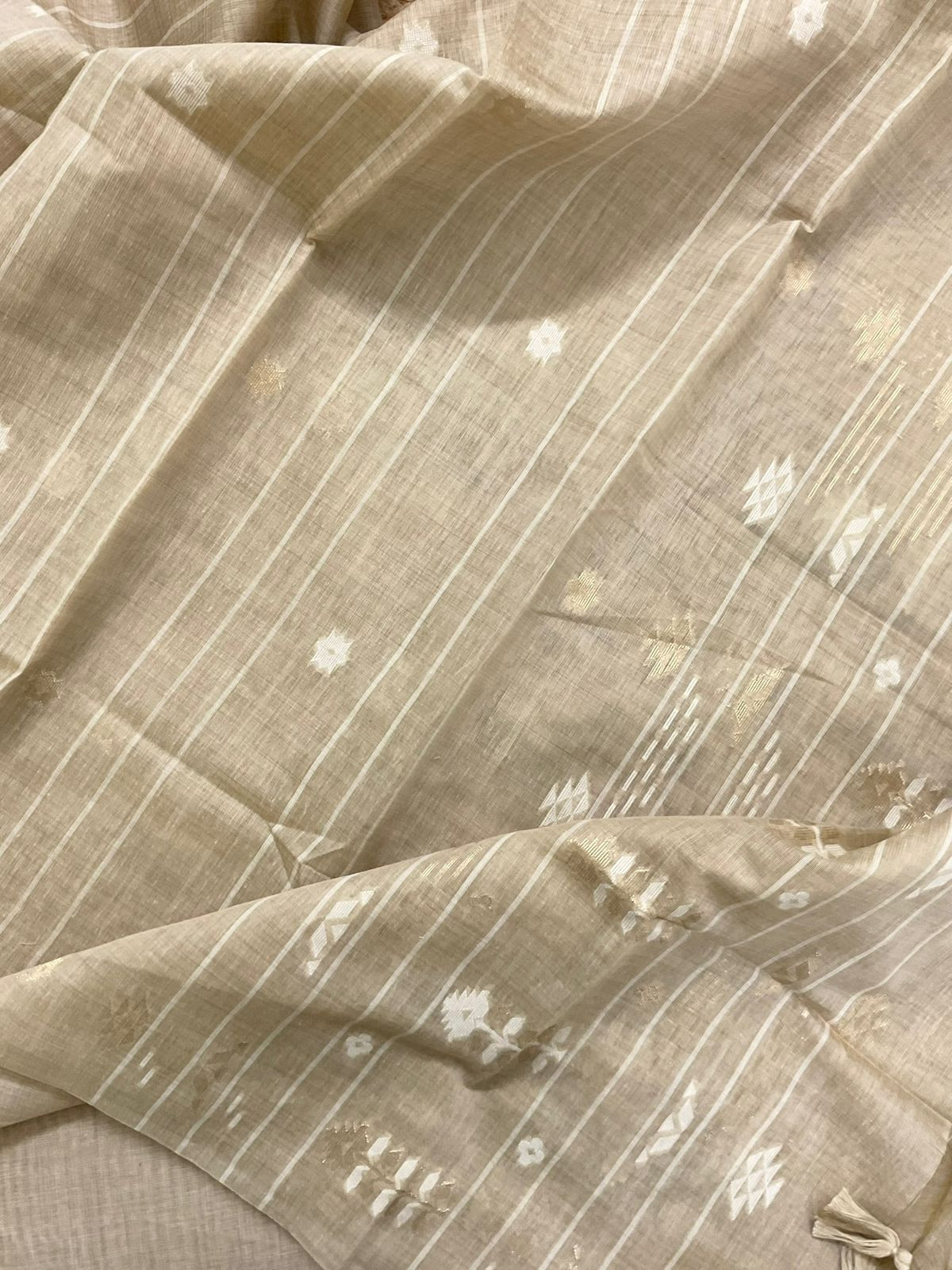 Soft Kora Chanderi Jamdani Weaved Embroidered Suit - Beige