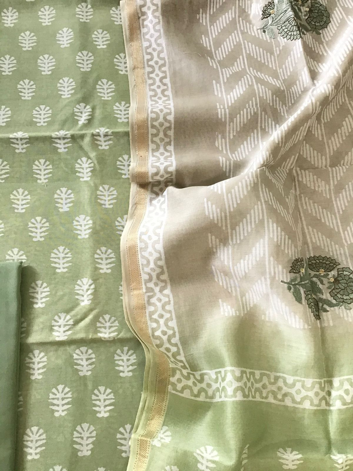 Pure Maheshwari Printed Embroidered Suit - Green