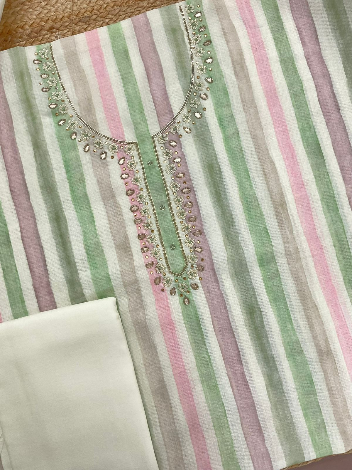 Soft Linen Jute Cotton Printed Embroidered Suit - Green