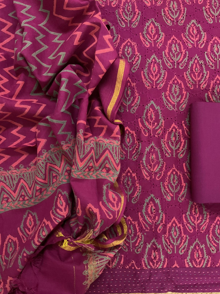 Image of Pure Hakoba Cotton Printed Embroidered Suit - Magenta