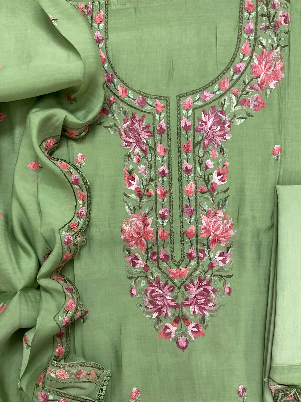 Pure Muslin Embroidered Suit - Green