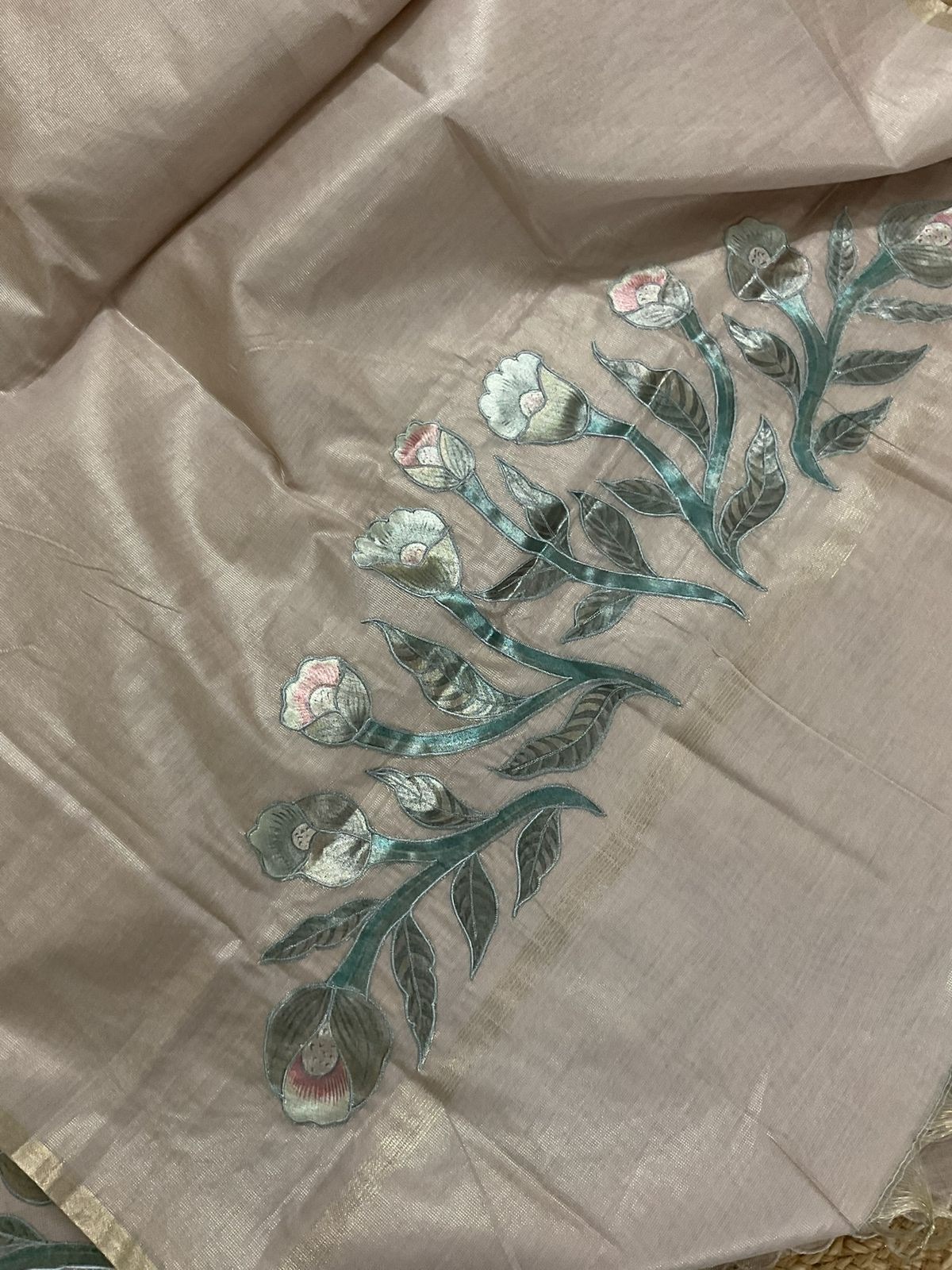 Soft Tissue Slub Cotton Embroidered Suit - Beige