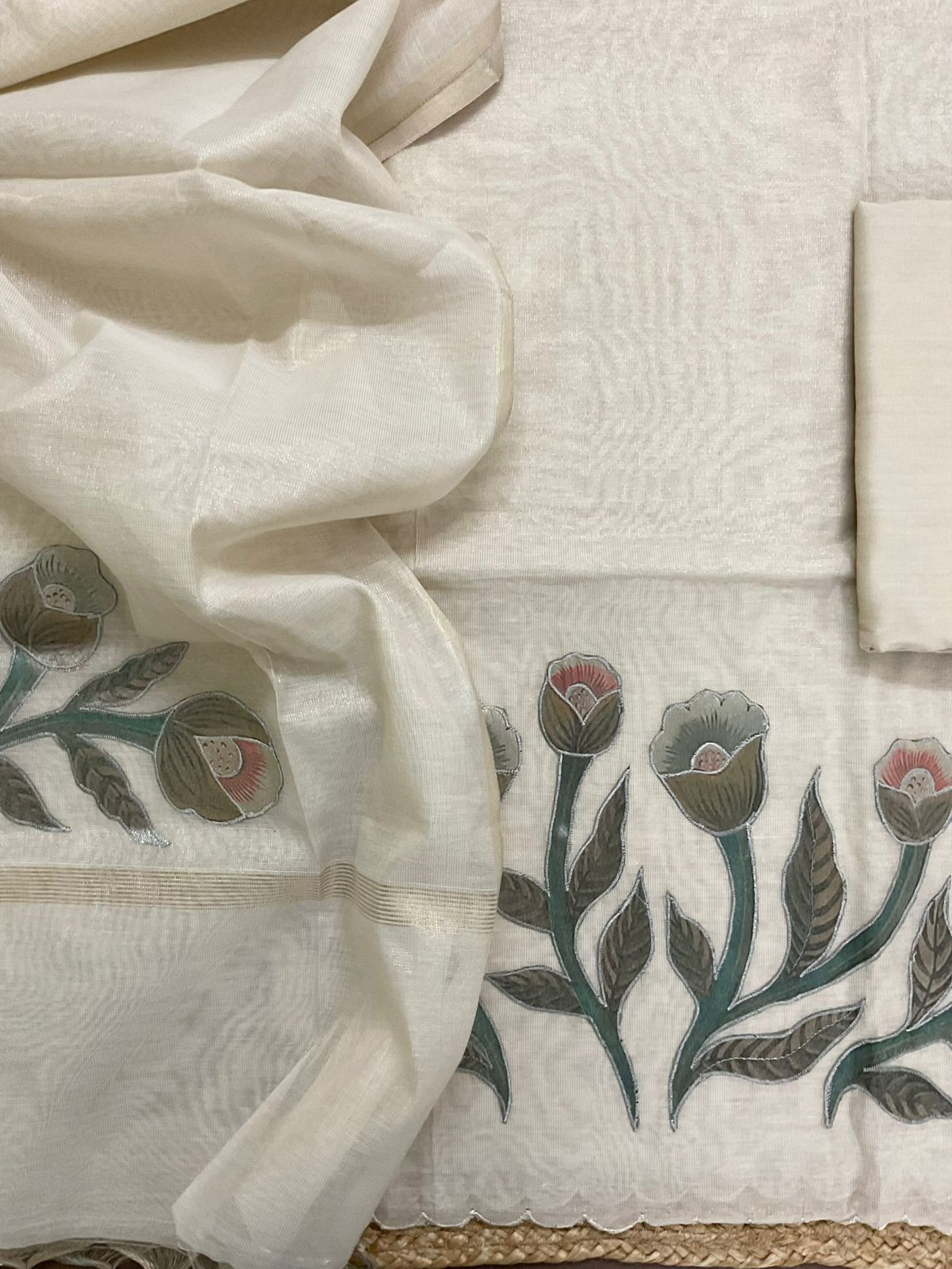 Soft Tissue Slub Cotton Embroidered Suit - Cream