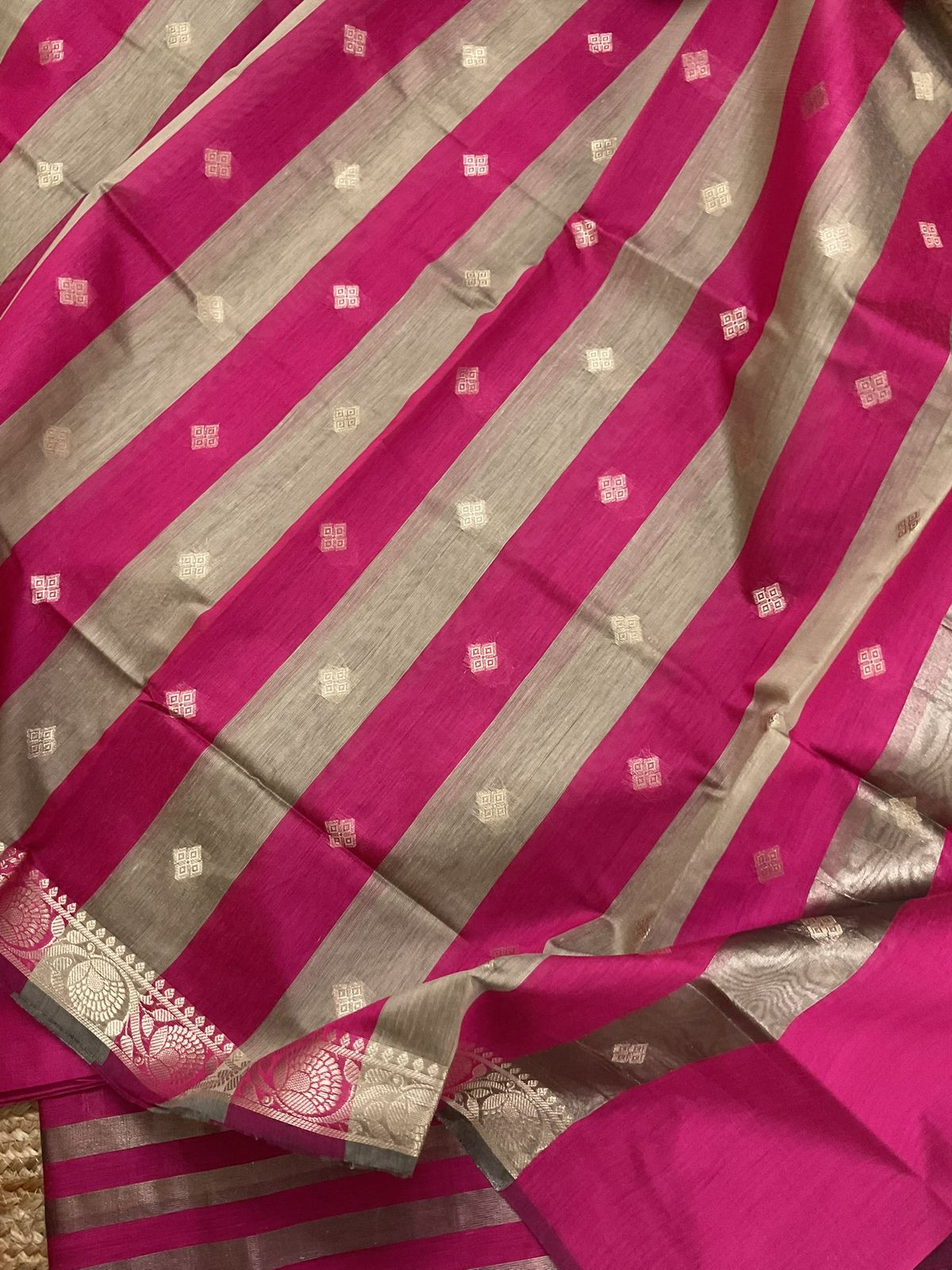 Soft Maheshwari Self Weaved Suit - Pink
