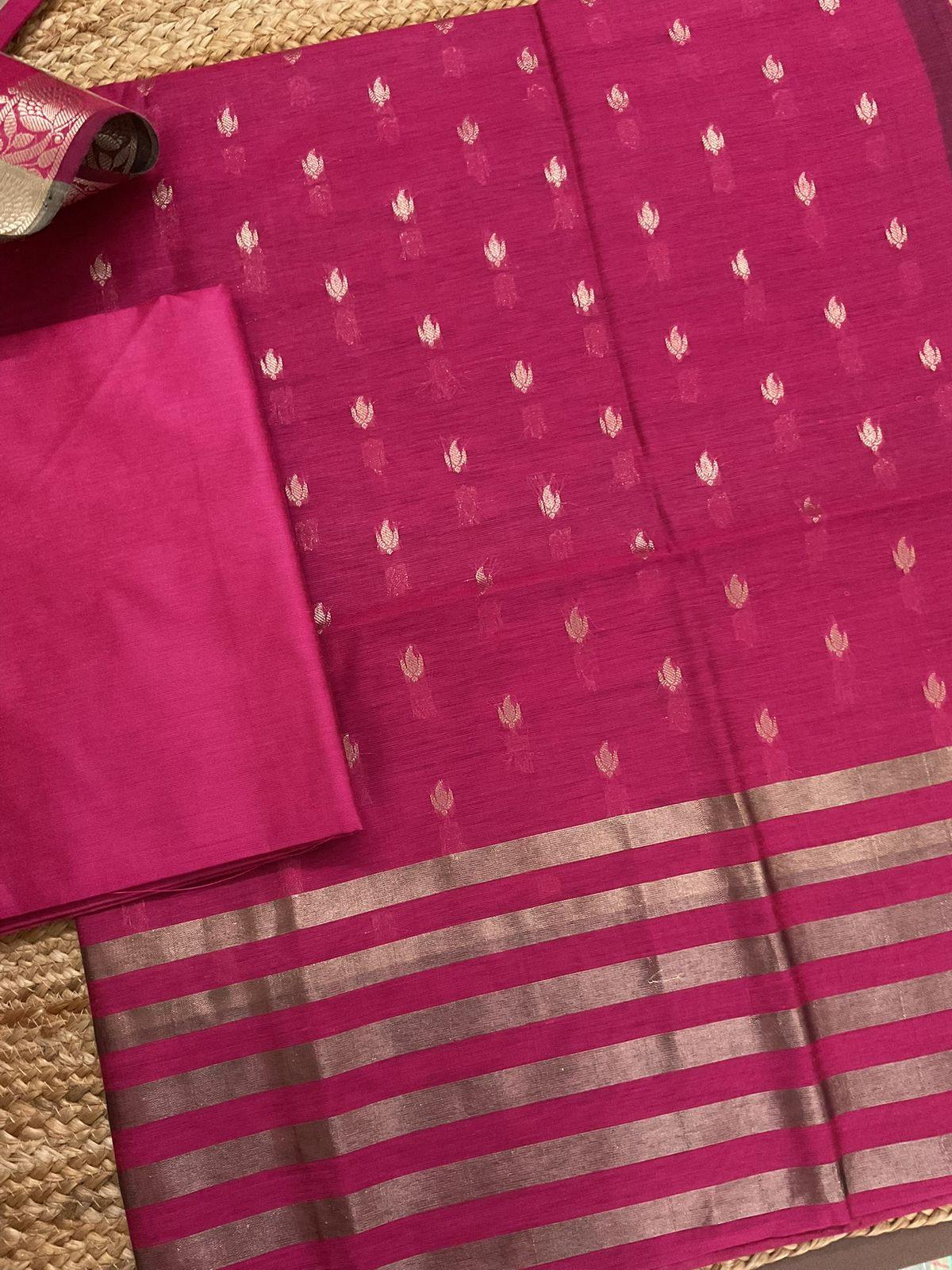 Soft Maheshwari Self Weaved Suit - Pink