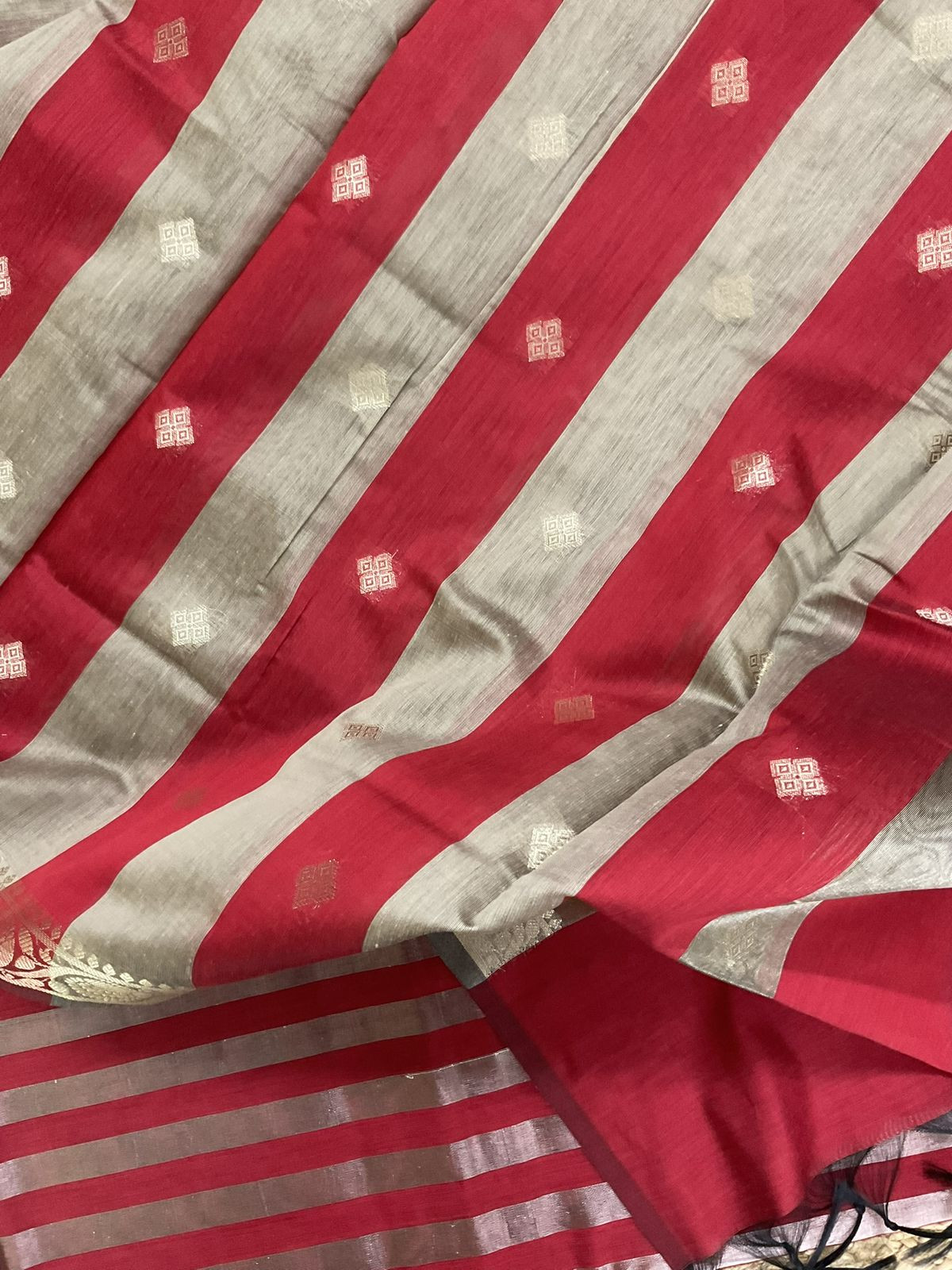 Soft Maheshwari Self Weaved Suit - Red