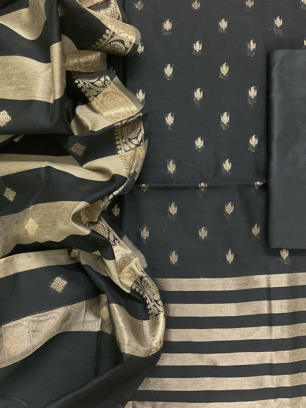 Soft Maheshwari Self Weaved Suit - Black