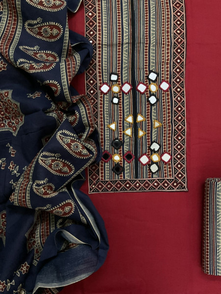 Image of Pure Cotton Printed Embroidered Suit - Maroon