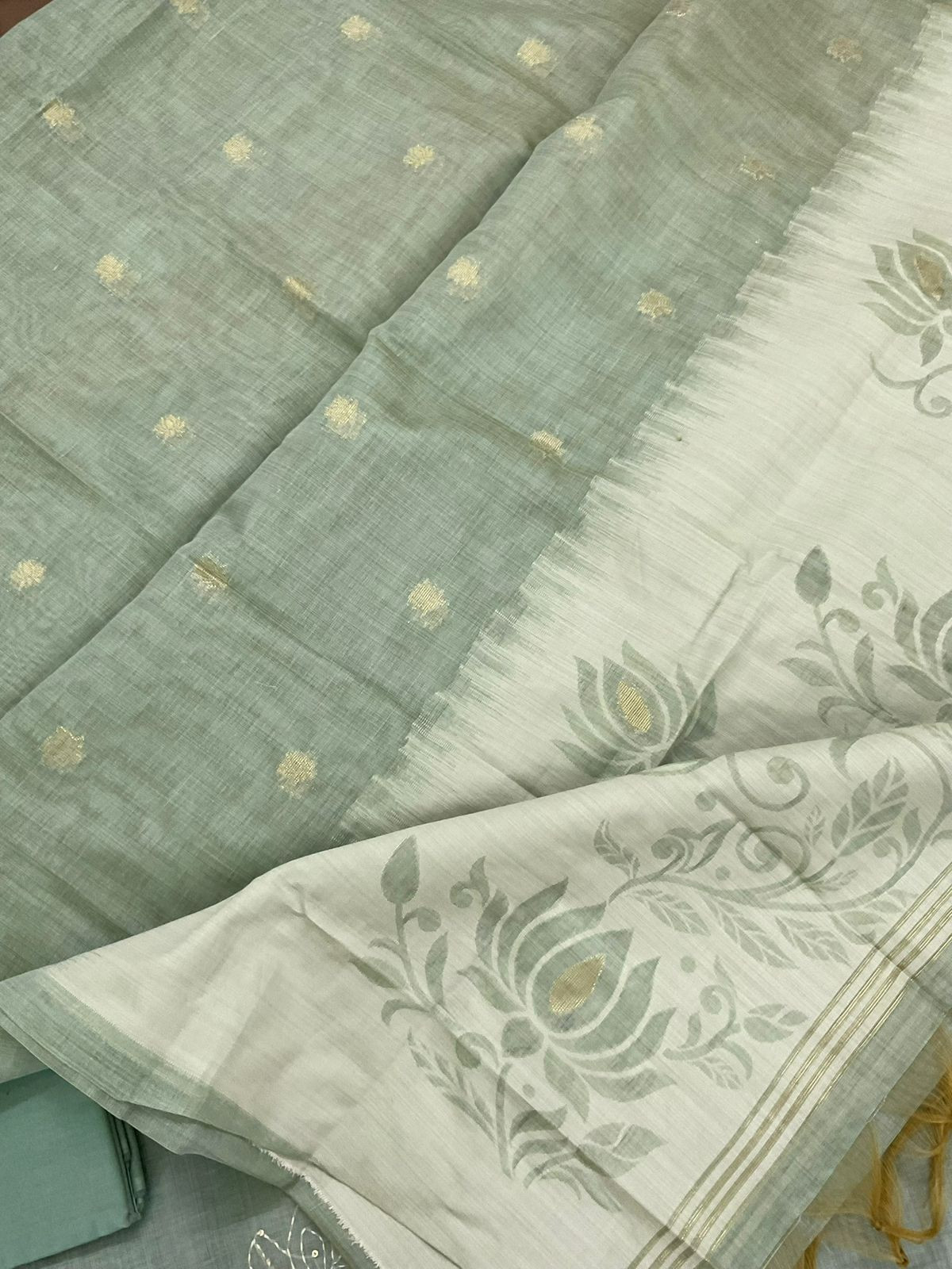 Soft Kora Chanderi Jamdani Weaved Embroidered Suit - Green