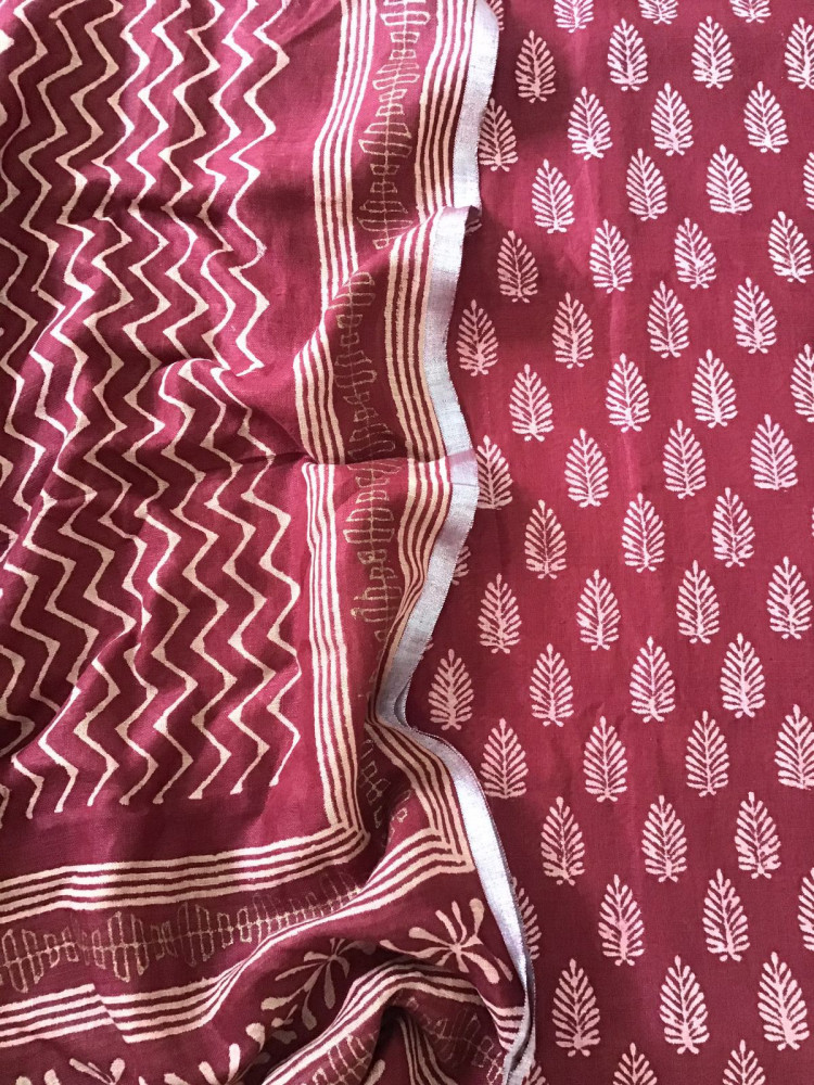 Image of Pure Linen Jute Cotton Printed Suit - Maroon