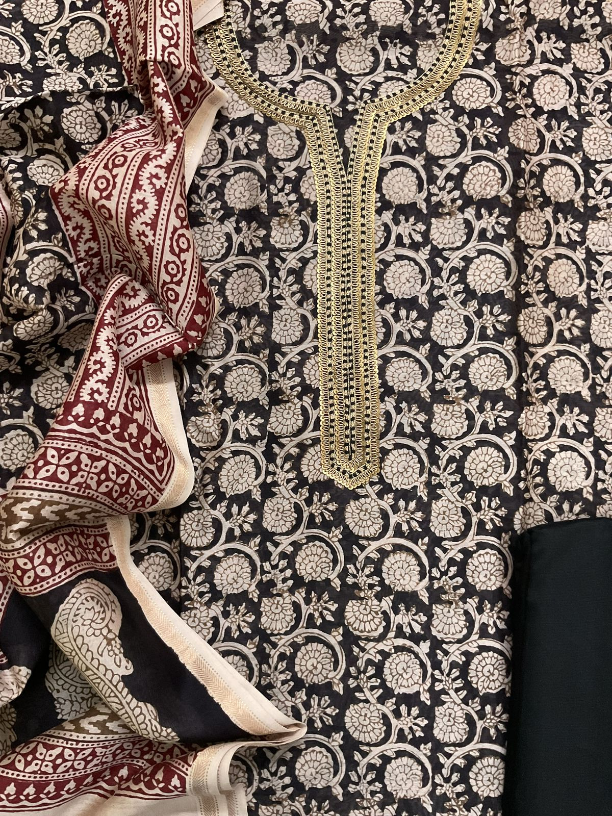 Pure Maheshwari Silk Bagh Printed Embroidered Suit - Black