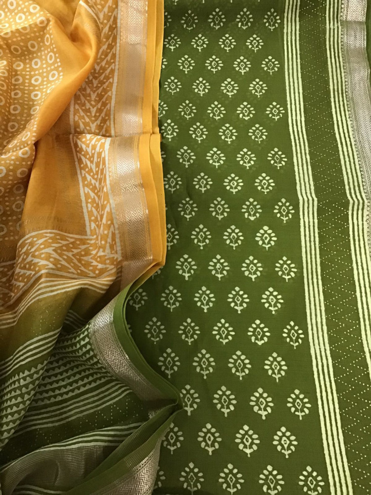Image of Pure Maheshwari Silk Printed Suit - Green