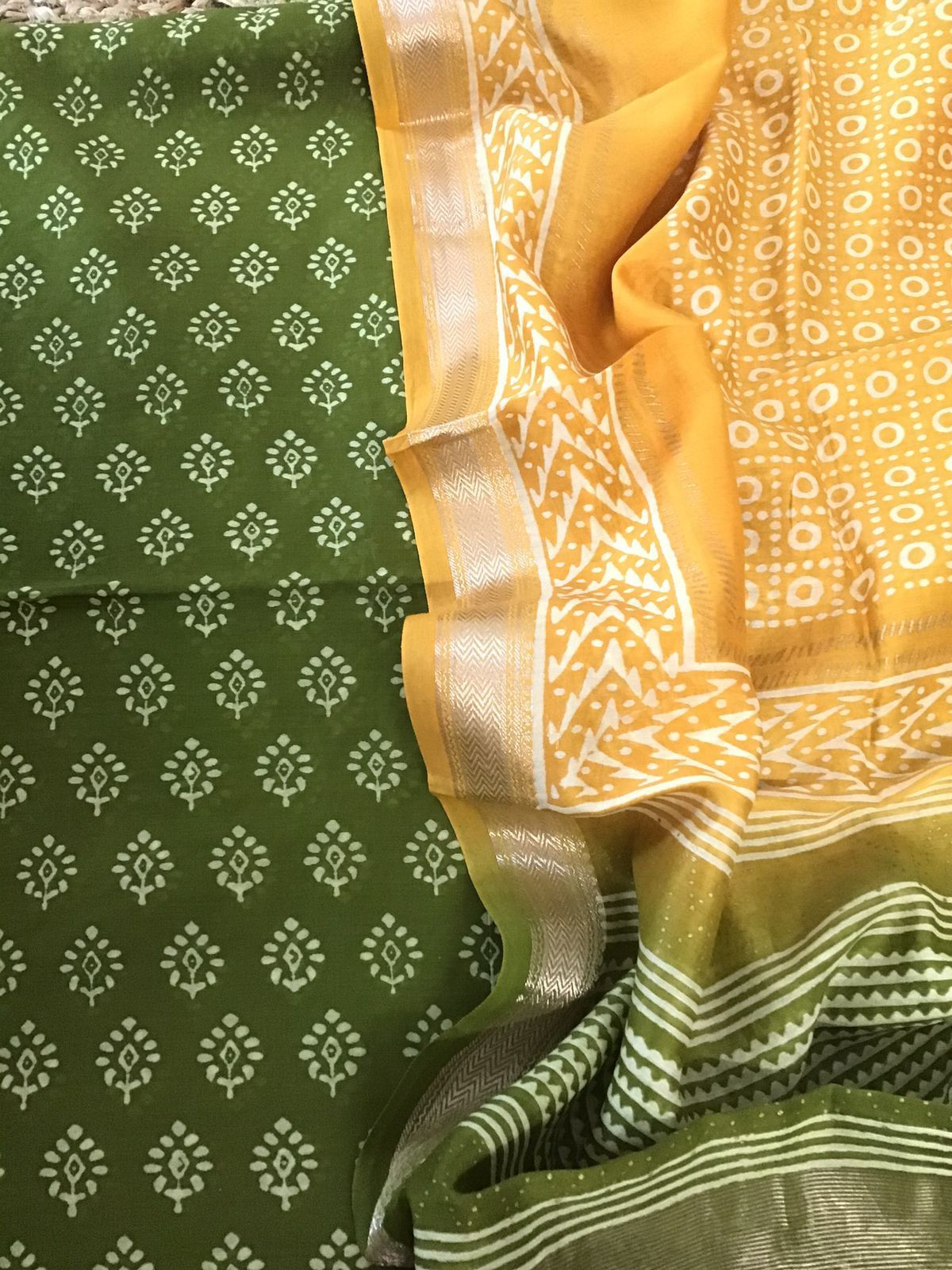 Pure Maheshwari Silk Printed Suit - Green