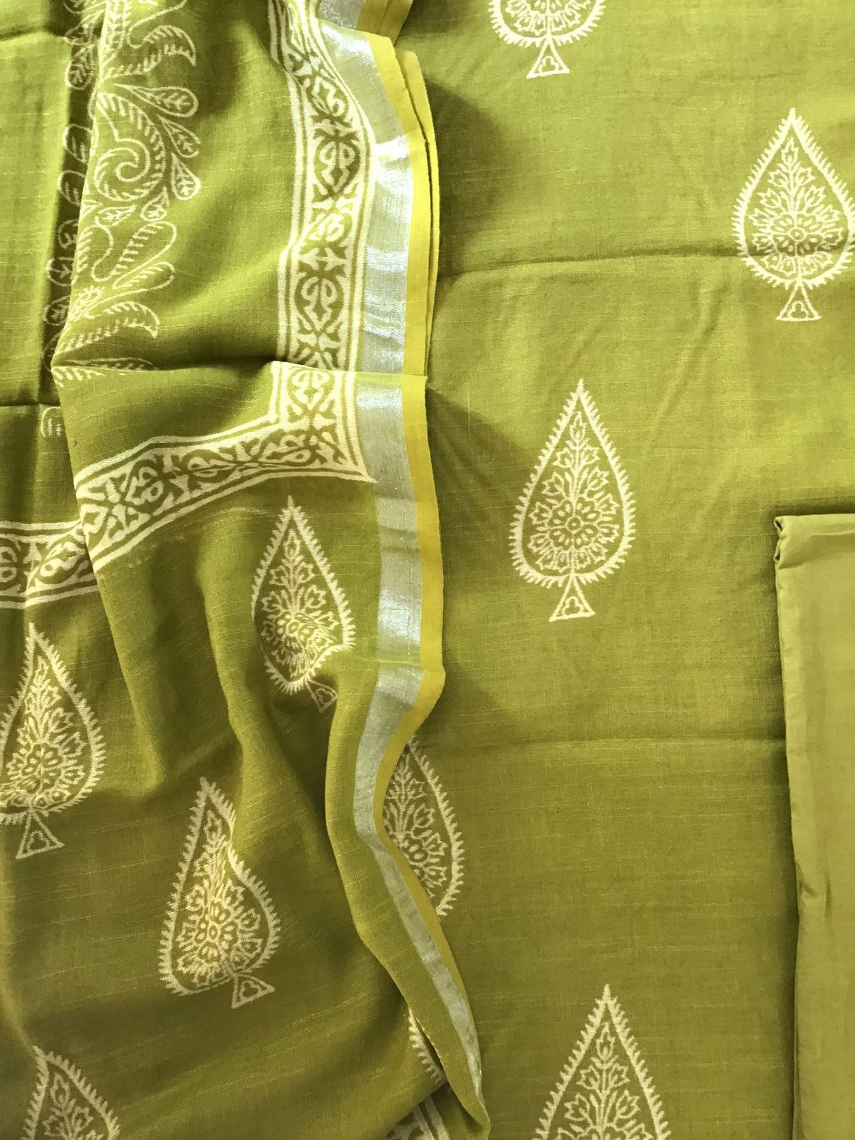 Pure Linen Jute Cotton Printed Suit - Green