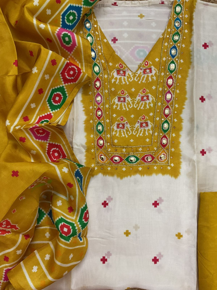Image of Pure Dola Silk Printed Embroidered Suit - Off White