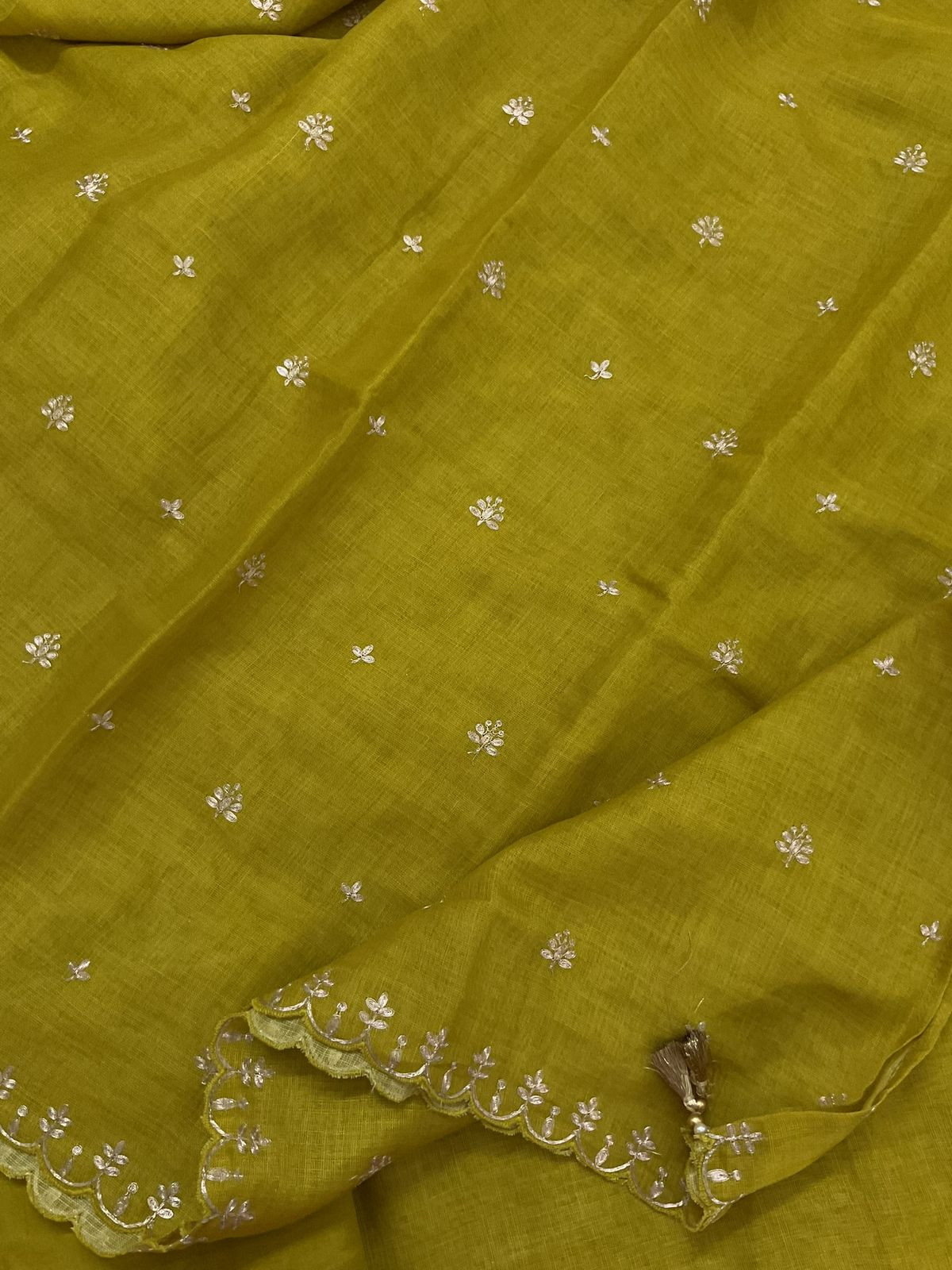 Soft Tissue Slub Cotton Embroidered Suit - Yellowish Green