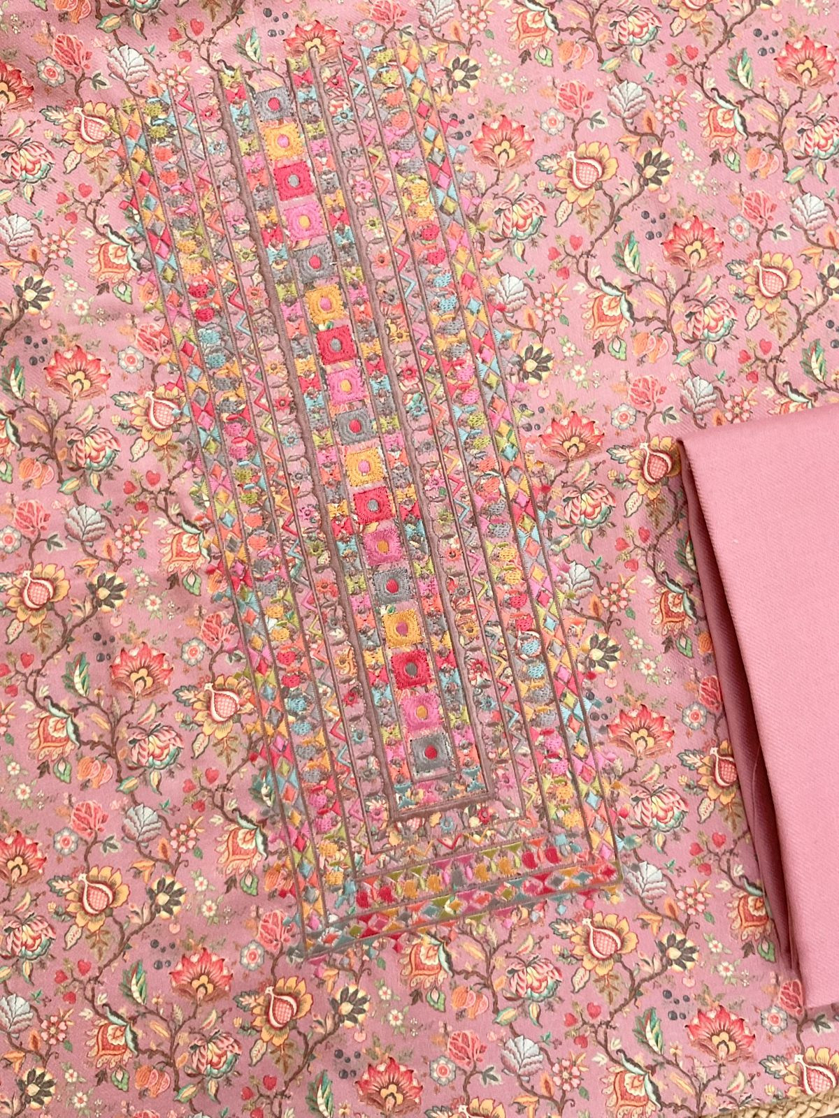 Soft Woollen Spun Silk Printed Embroidered Suit - Pink