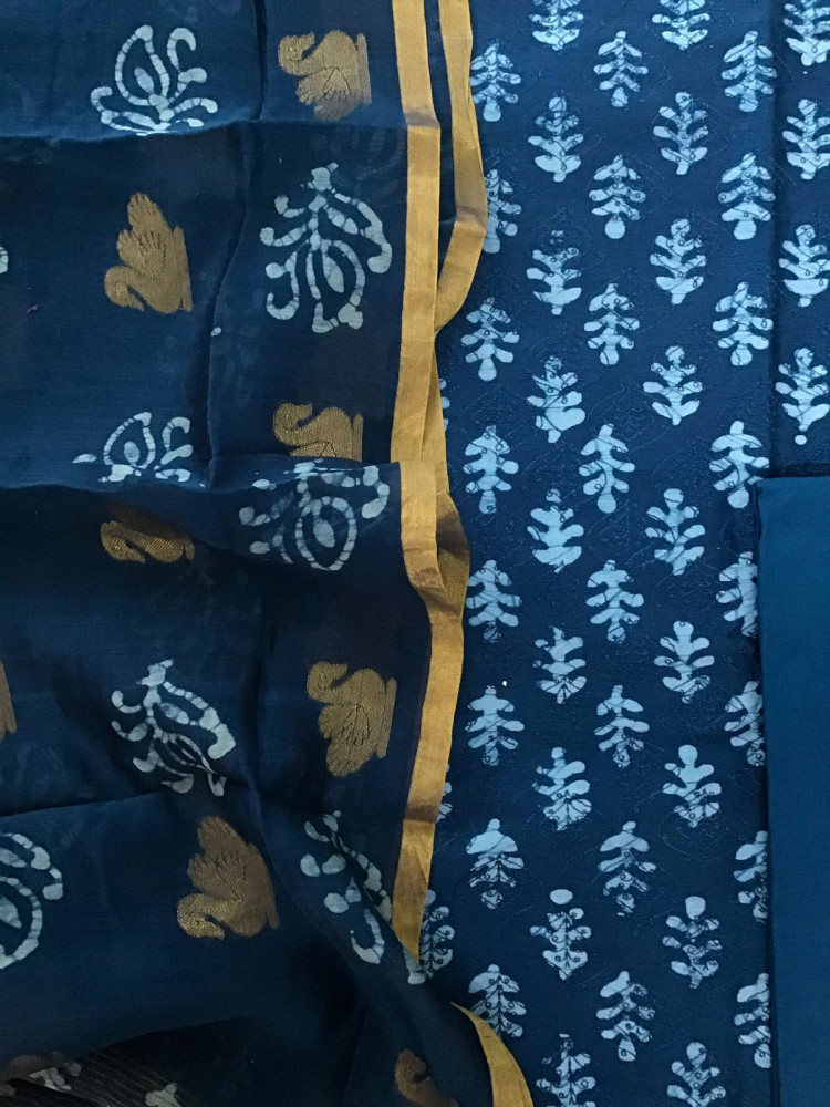Image of Pure Maheshwari Silk Batik Printed Banarasi Weaved Embroidered Suit - Blue