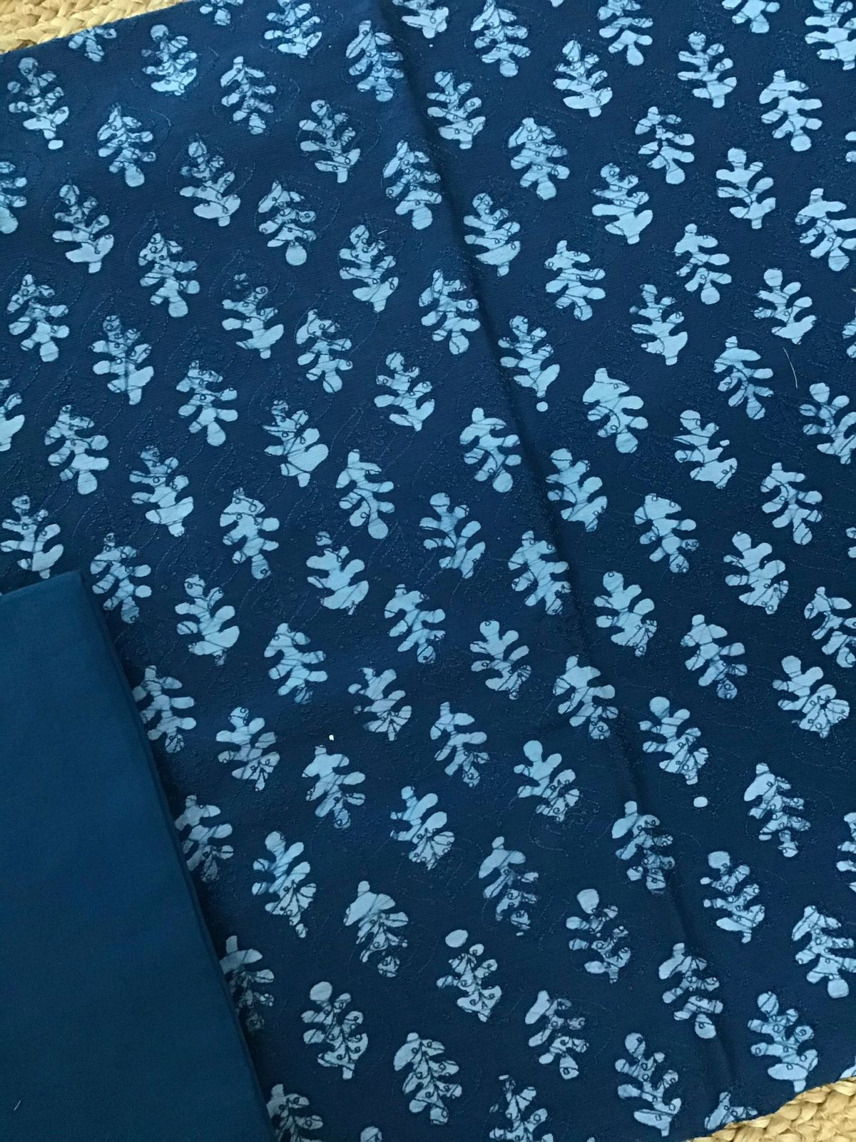 Pure Maheshwari Silk Batik Printed Banarasi Weaved Embroidered Suit - Blue