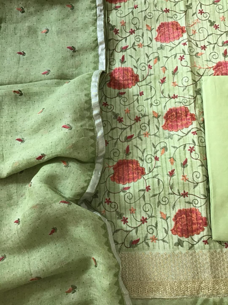 Image of Pure Linen Jute Cotton Printed Embroidered Suit - Green
