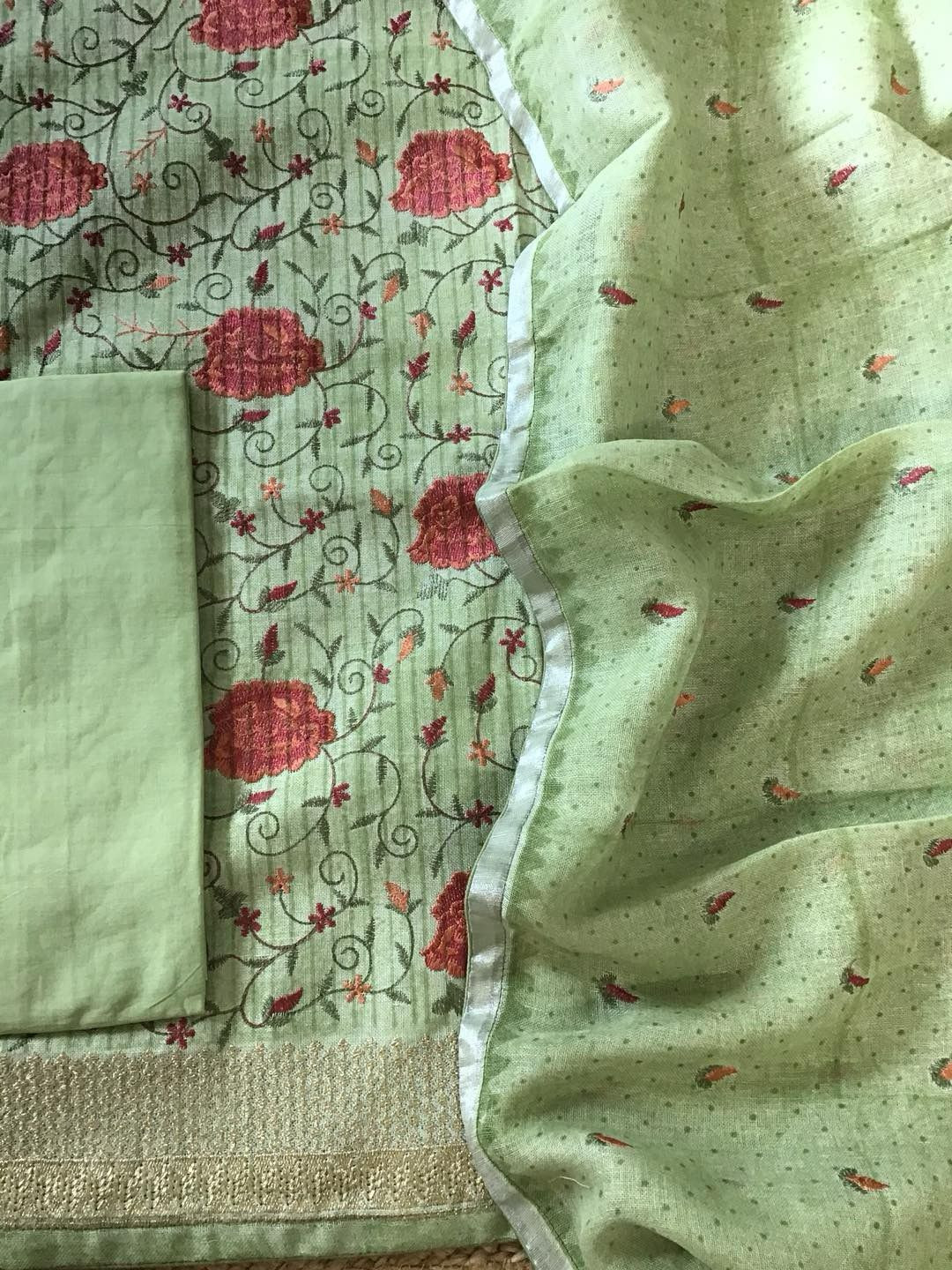 Pure Linen Jute Cotton Printed Embroidered Suit - Green