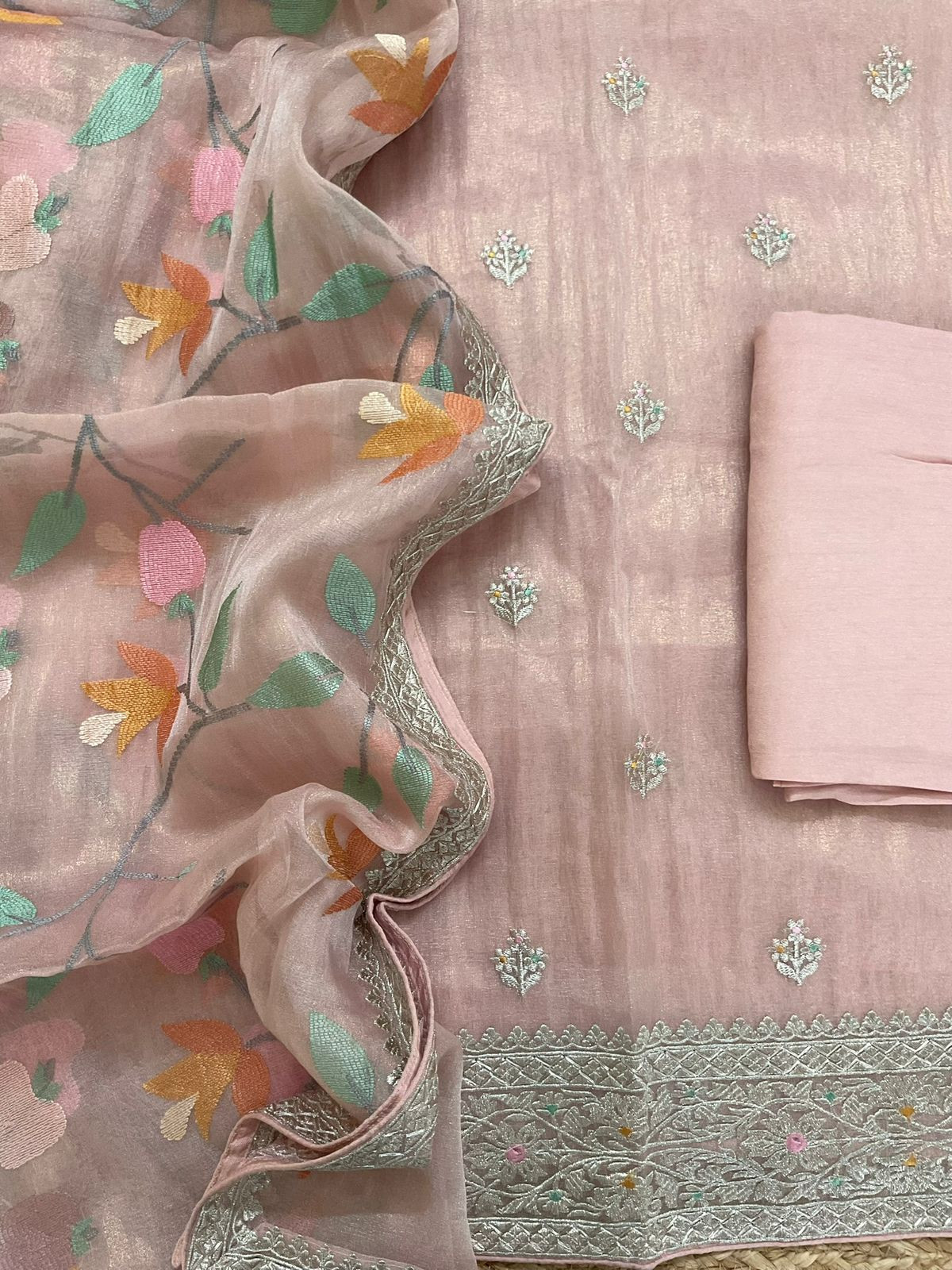 Soft Crushed Tissue Embroidered Suit - Peach