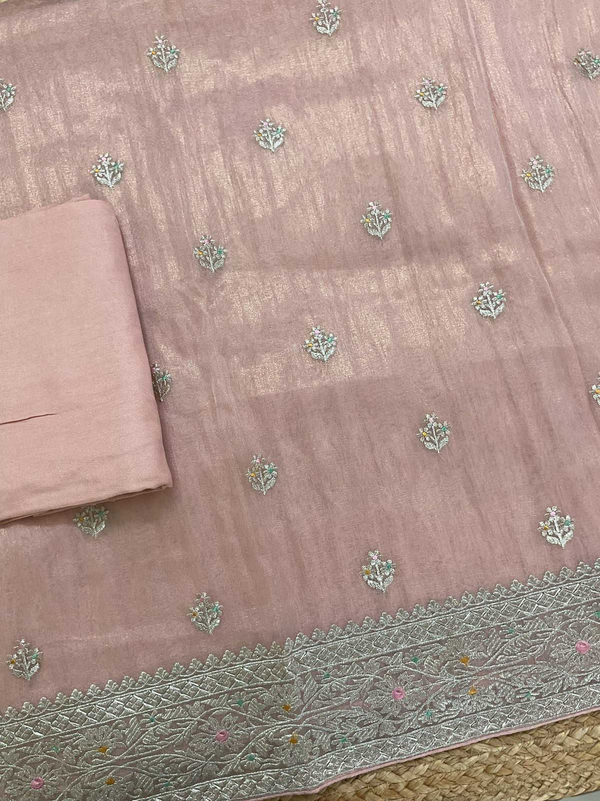 Soft Crushed Tissue Embroidered Suit - Peach