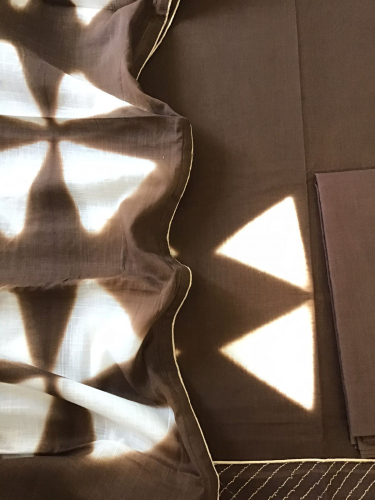 Image of Pure Slub Cotton Printed Suit - Brown