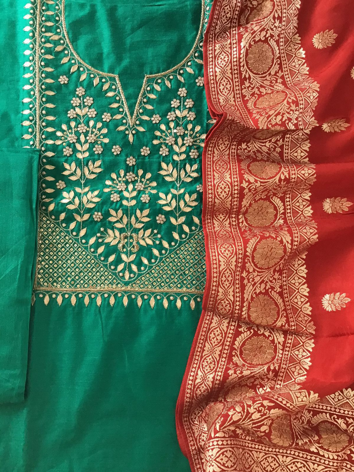 Pure Cotton Silk Banarasi Weaved Embroidered Suit - Green