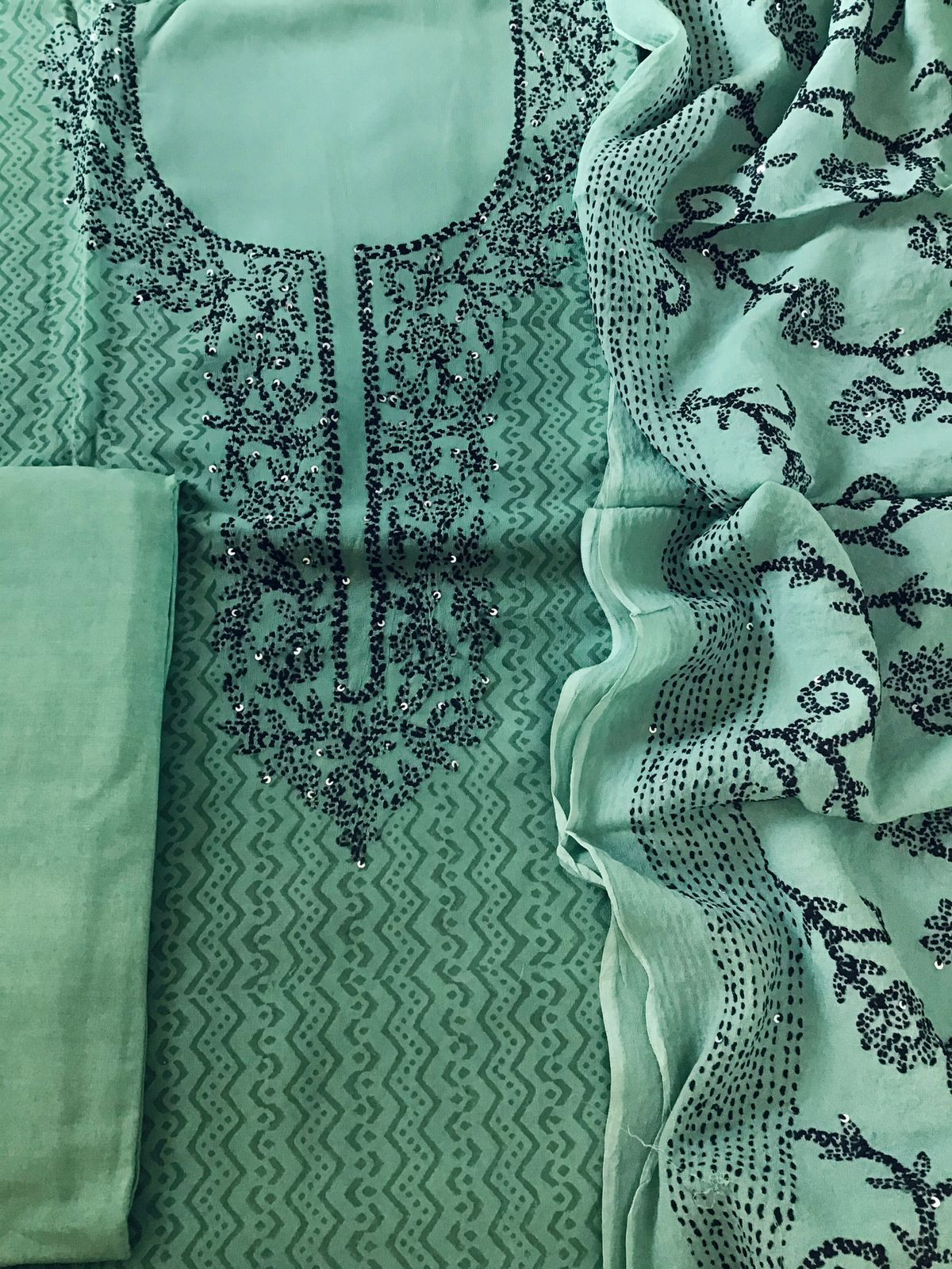 Pure Georgette Printed Embroidered Suit - Green
