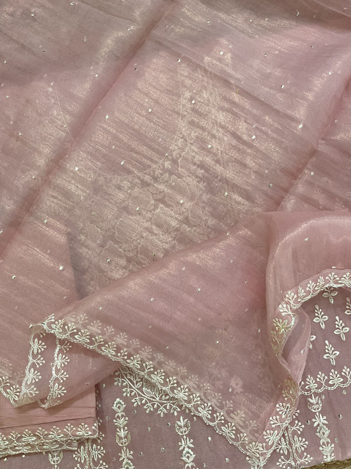 Soft Crushed Tissue Embroidered Suit - Pink