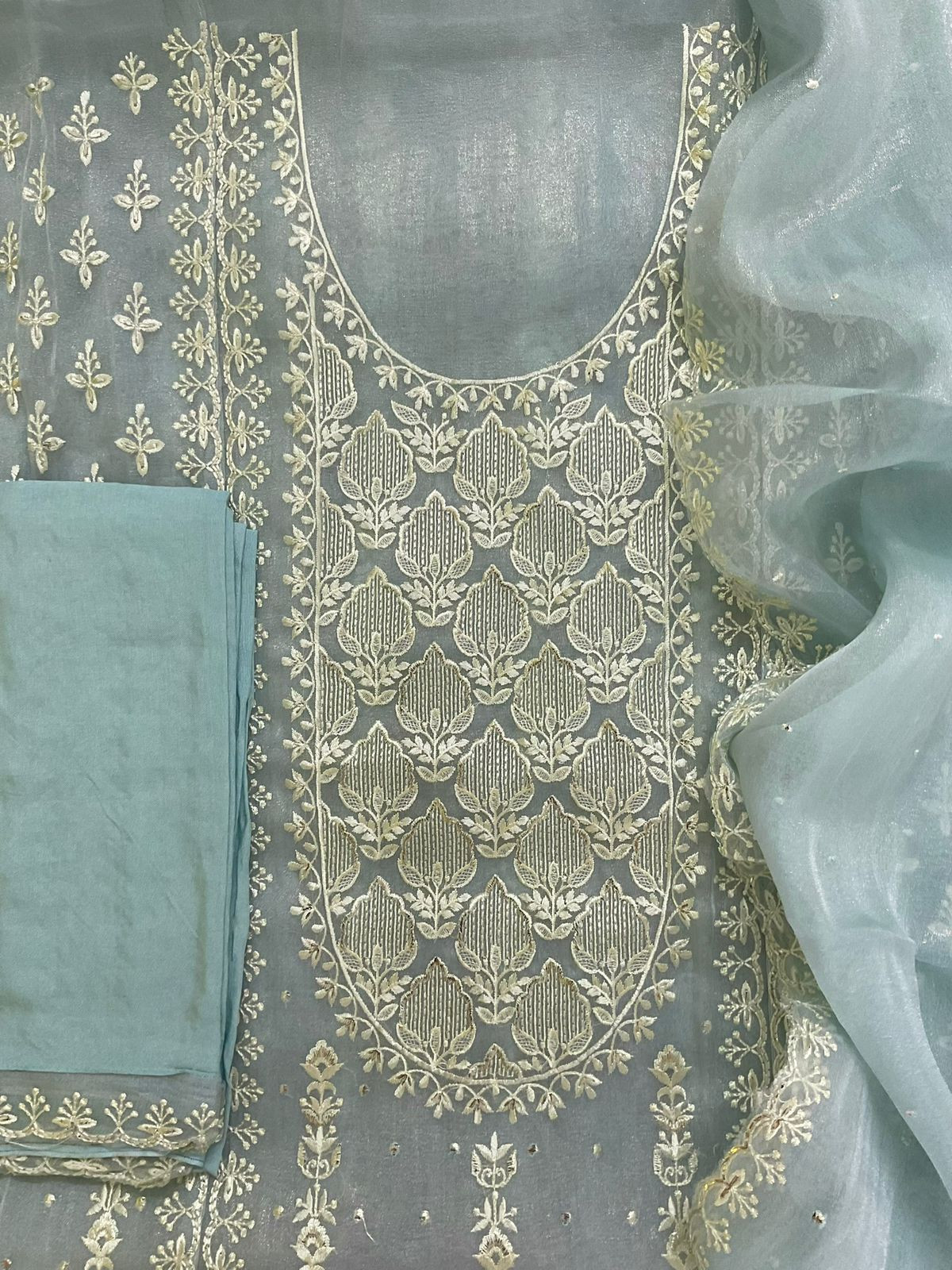 Soft Crushed Tissue Embroidered Suit - Blue