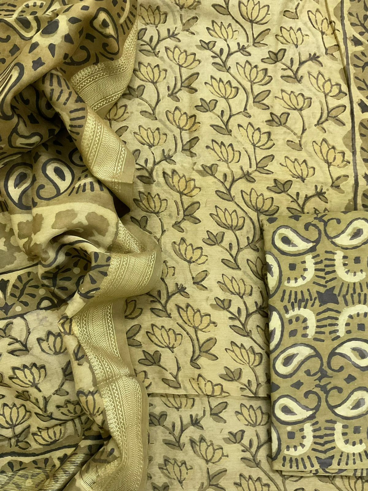 Pure Maheshwari Block Printed Suit - Green
