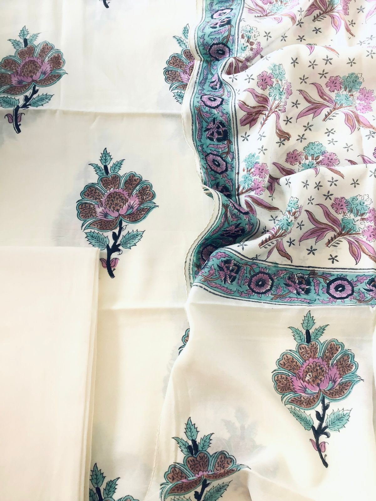 Soft Fine Muslin Silk Printed Suit - Cream