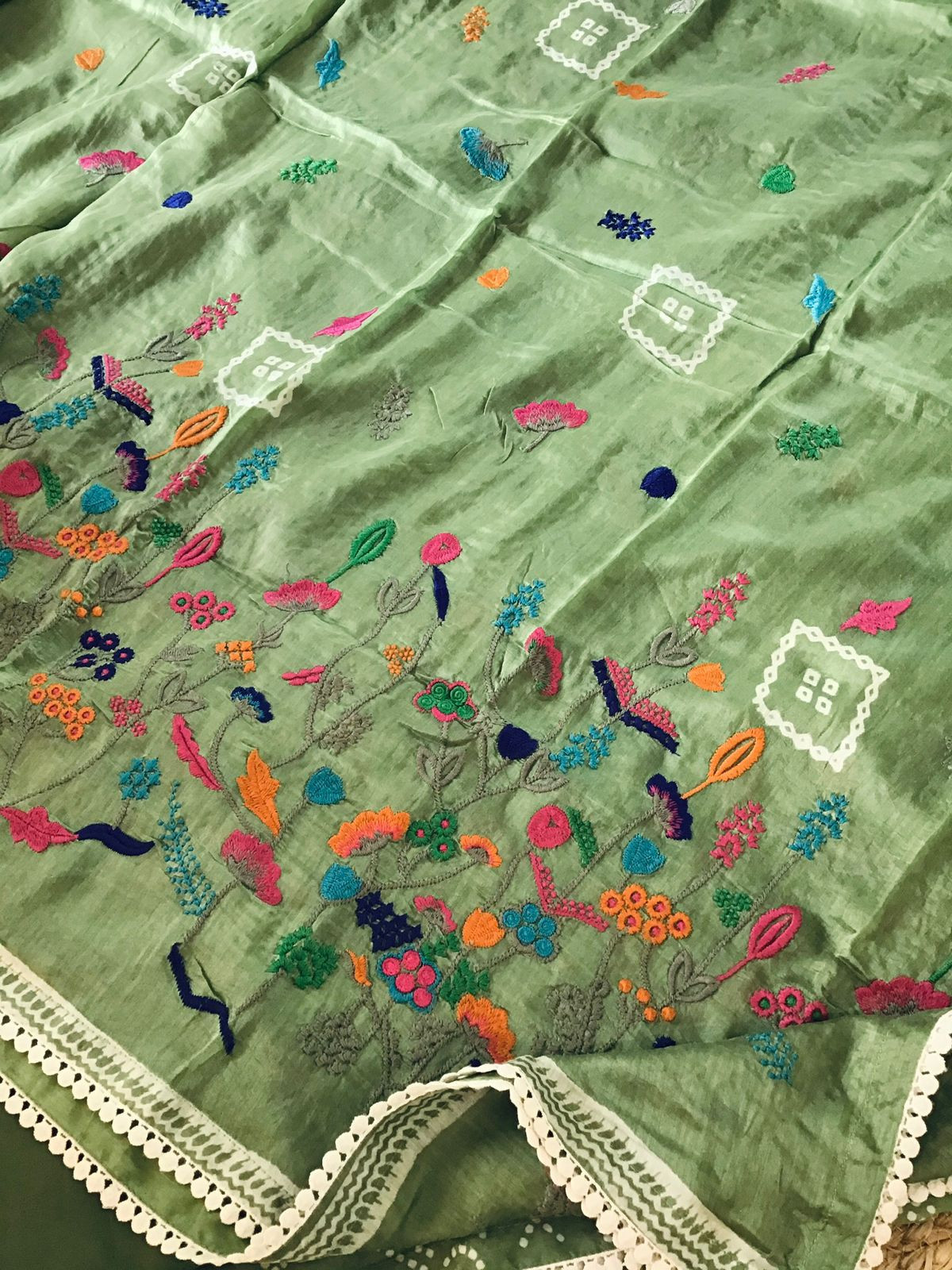 Pure Muslin Silk Printed Embroidered Suit - Green