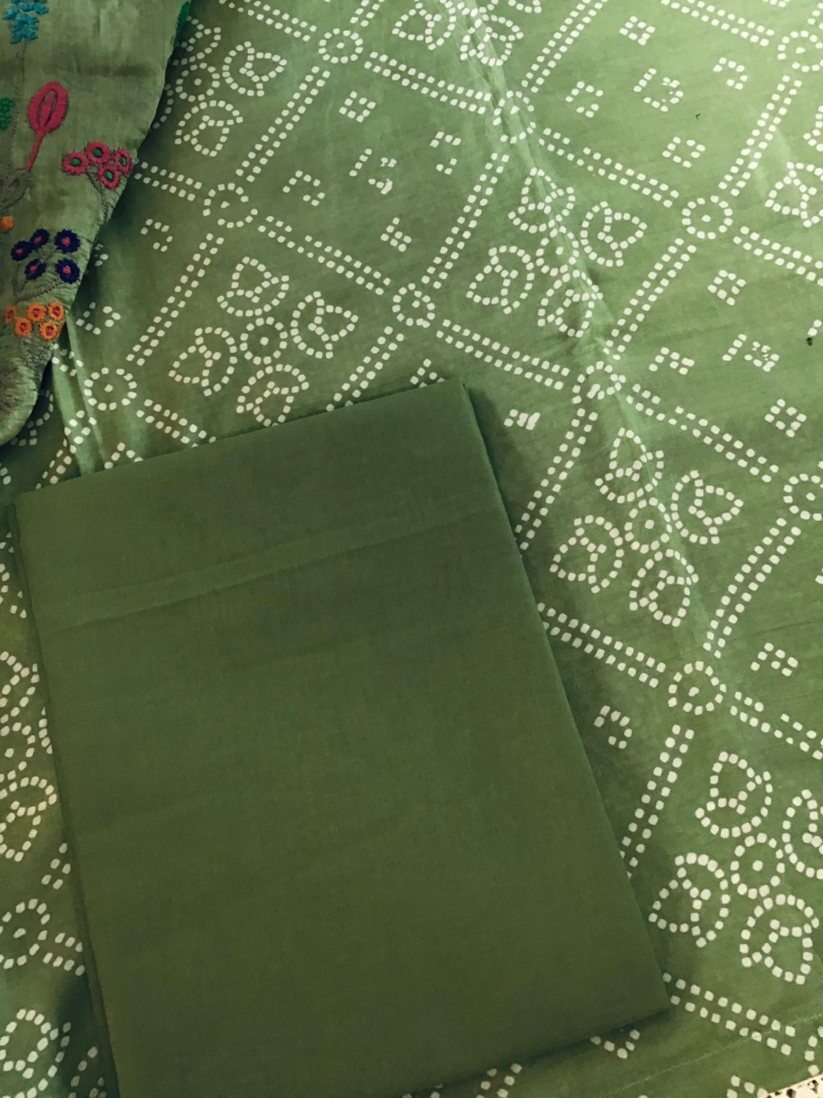 Pure Muslin Silk Printed Embroidered Suit - Green