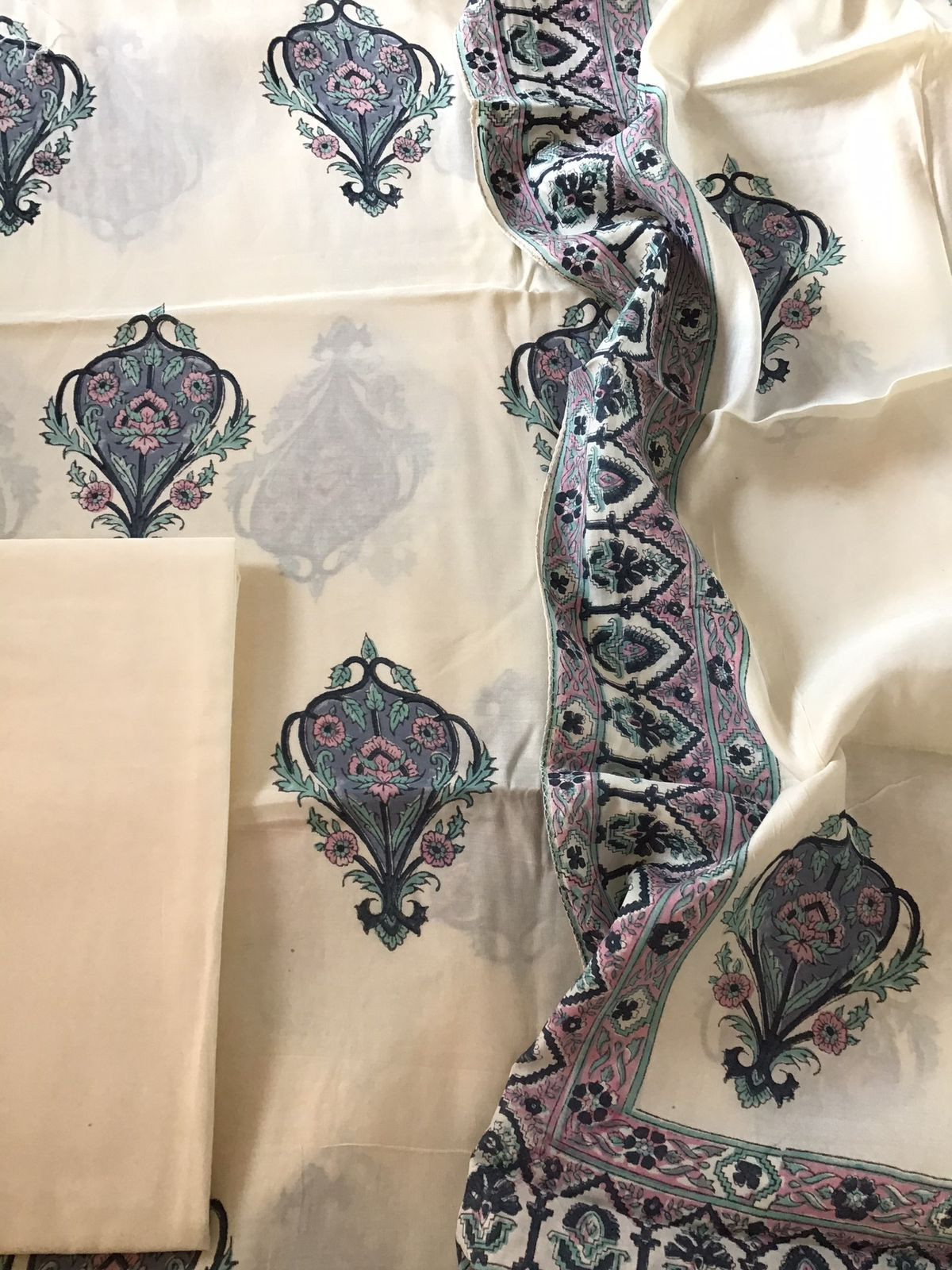 Soft Fine Muslin Silk Printed Suit - Cream