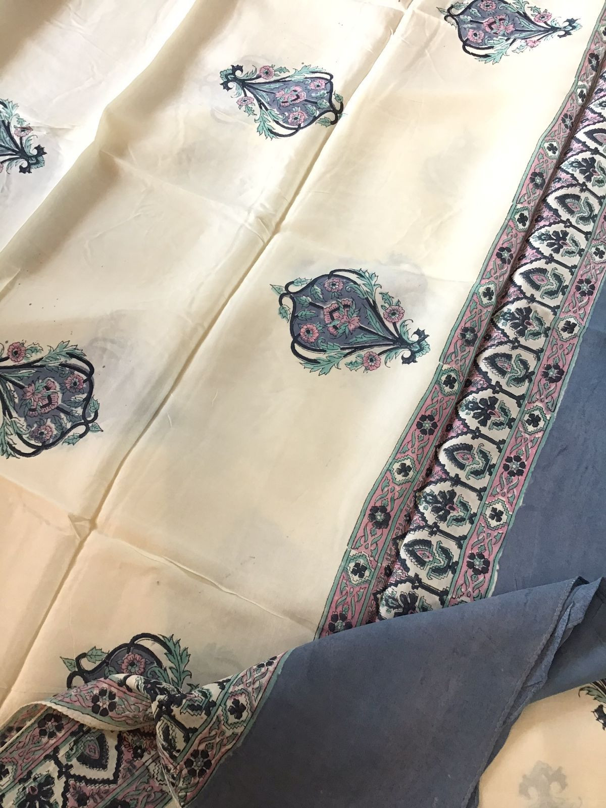 Soft Fine Muslin Silk Printed Suit - Cream