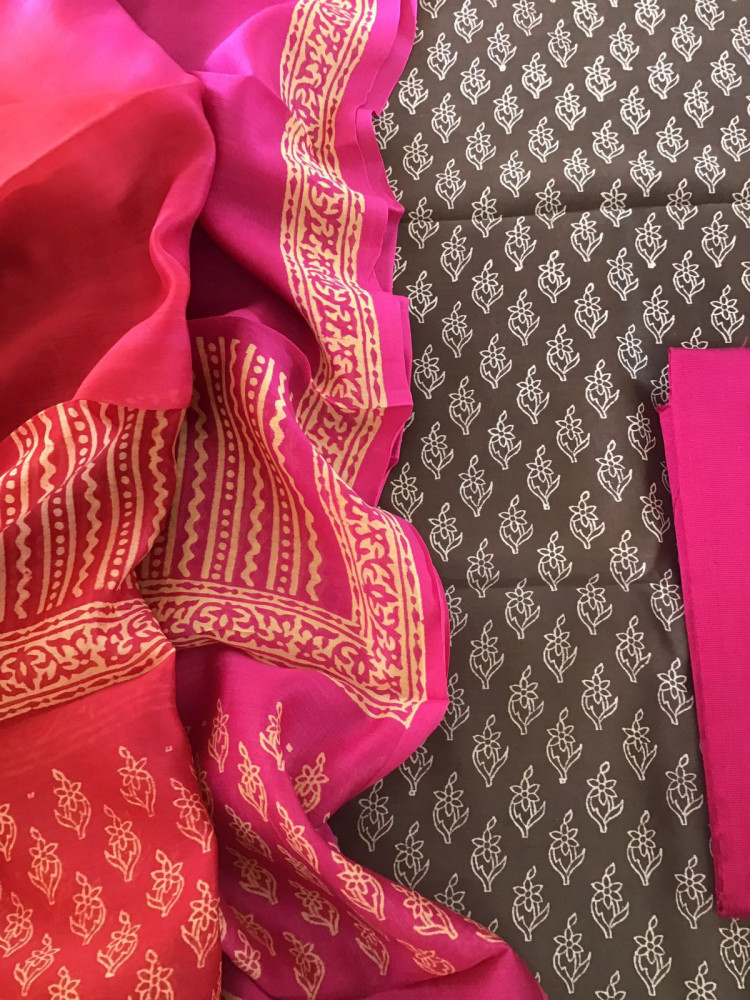 Image of Pure Maheshwari Silk Printed Suit - Brown