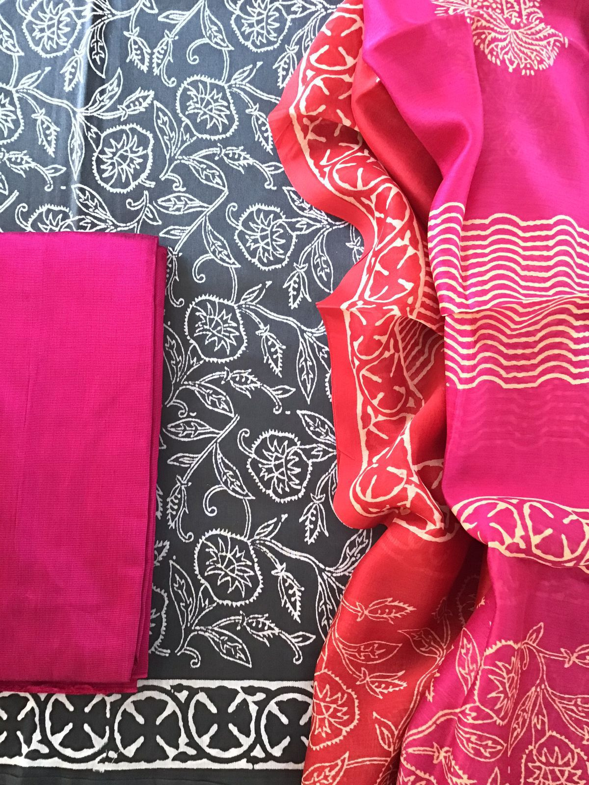 Pure Maheshwari Silk Printed Suit - Grey